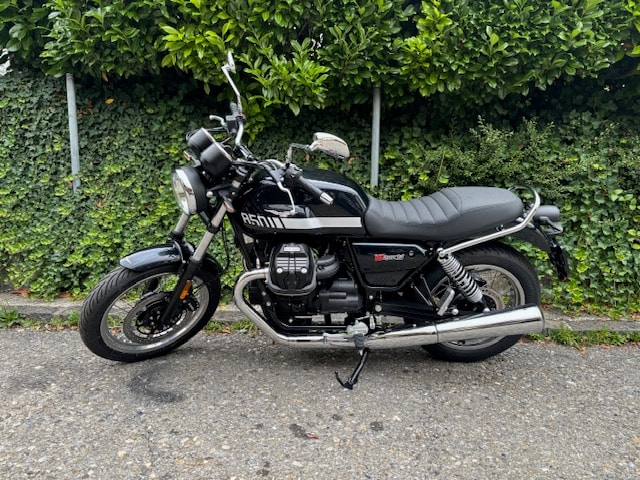 MOTO GUZZI V7 IV 850 Special