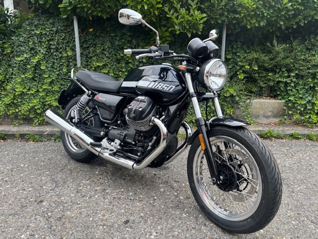 MOTO GUZZI V7 IV 850 Special-showroom-element-2