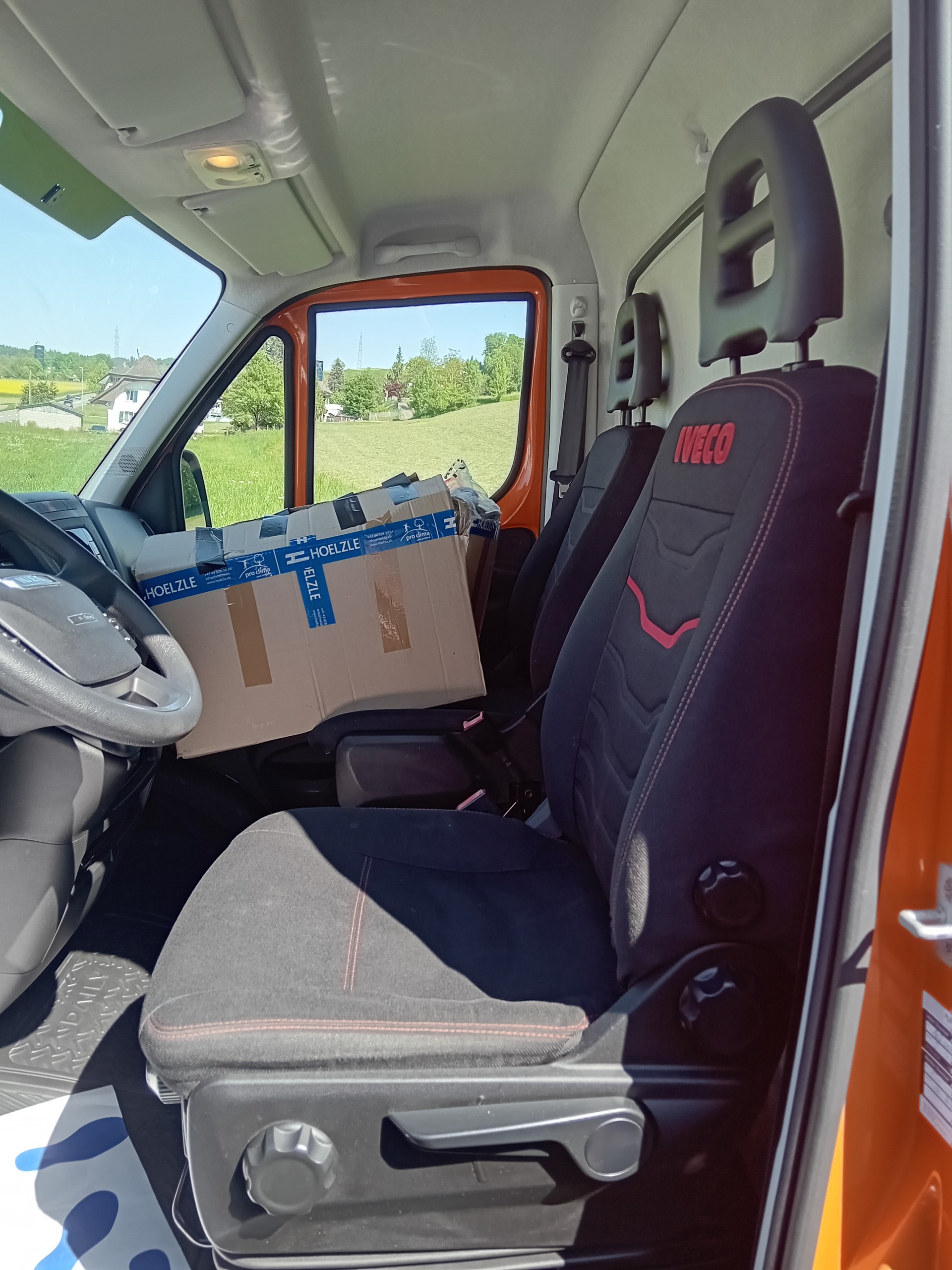 IVECO 35 S 14-image-7