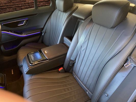 MERCEDES-BENZ S 350 d 4M AMG Line 9G-T-image-12