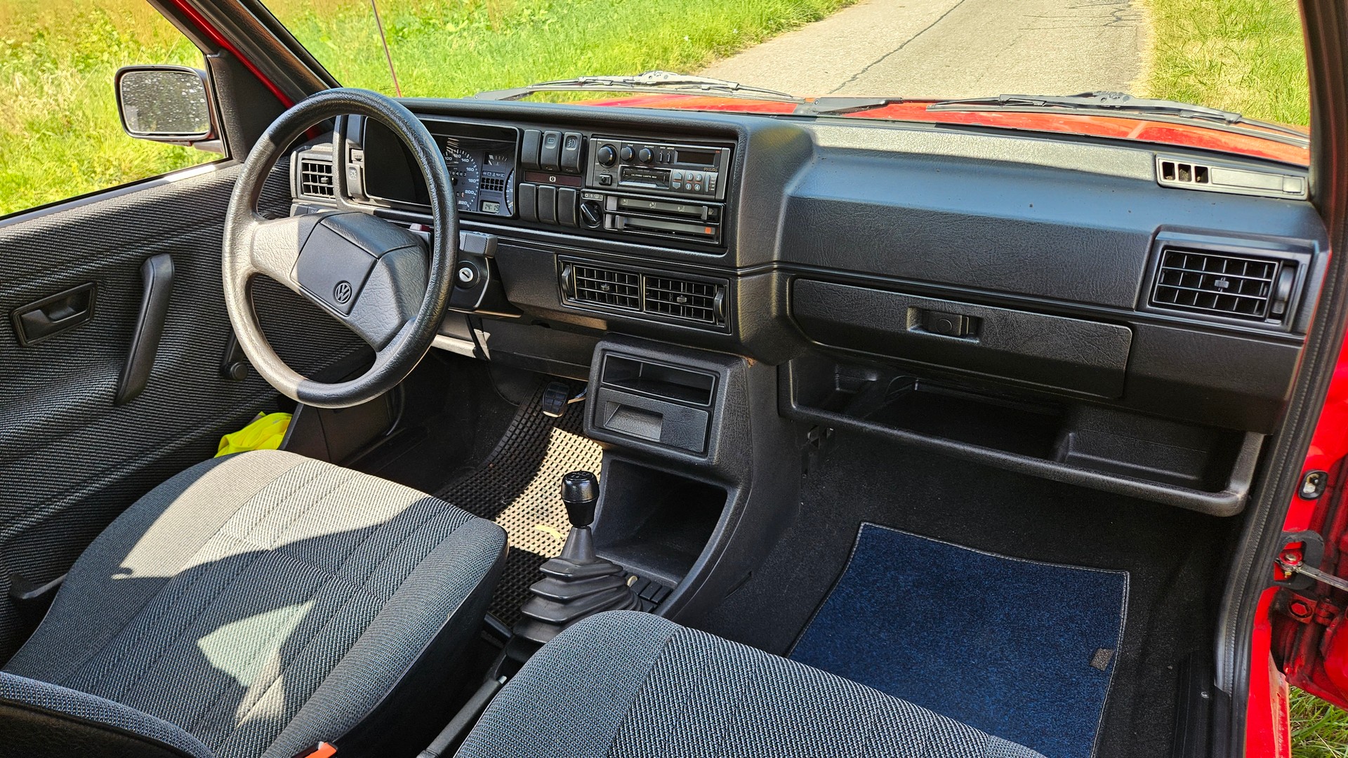 VW Golf 1800 CL-image-4