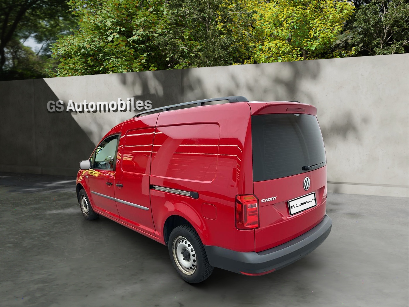 VW Caddy Maxi 2.0TDI BlueMotion Technology-image-1
