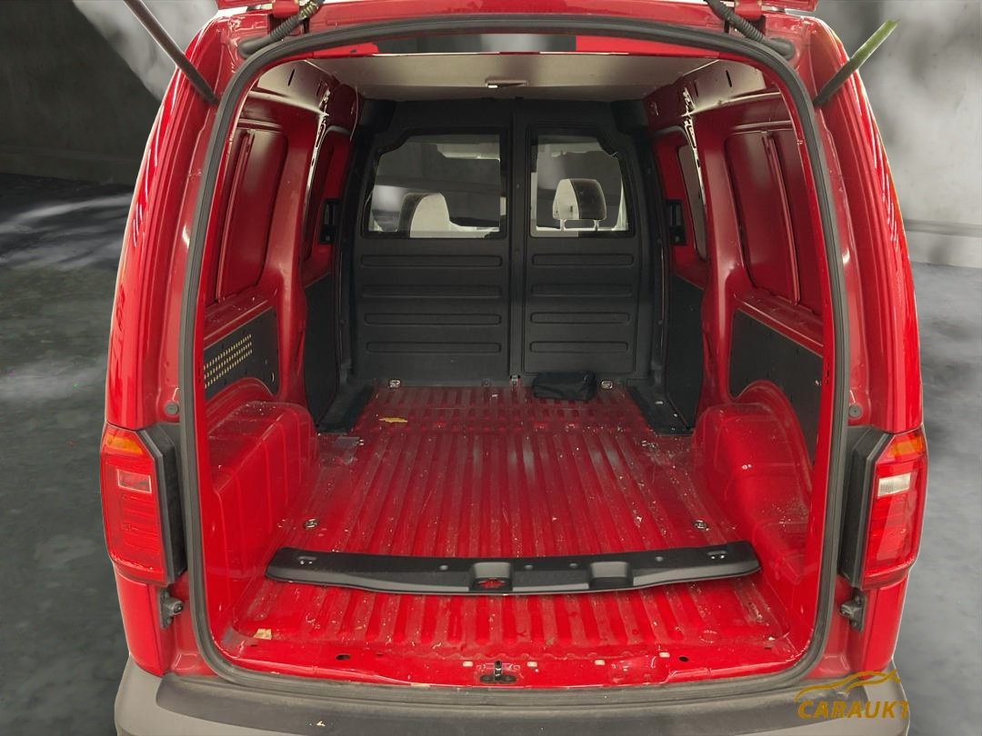VW Caddy Maxi 2.0TDI BlueMotion Technology-image-5