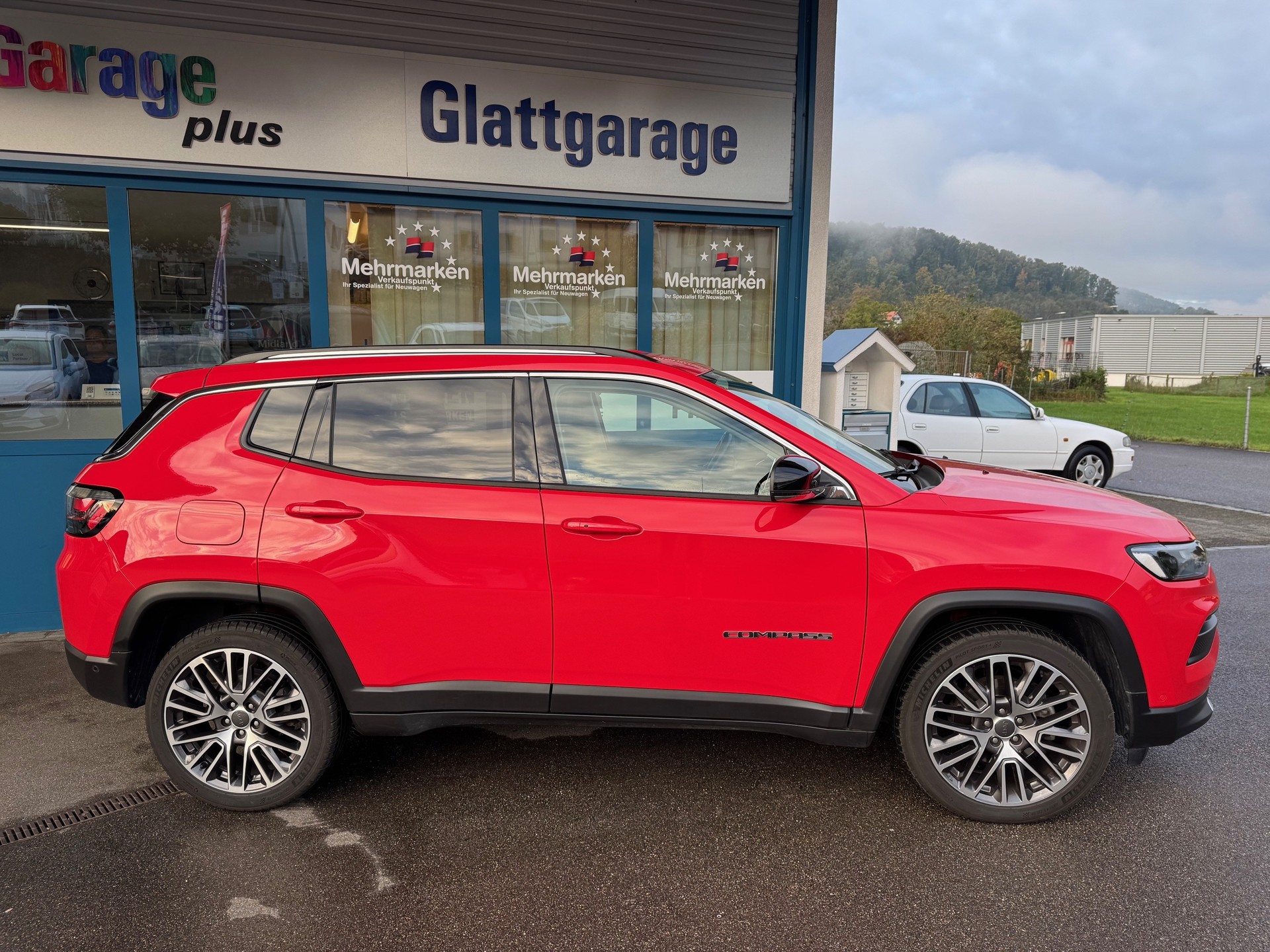 JEEP Compass 4x2 1.3 Turbo Limited DKG-image-2