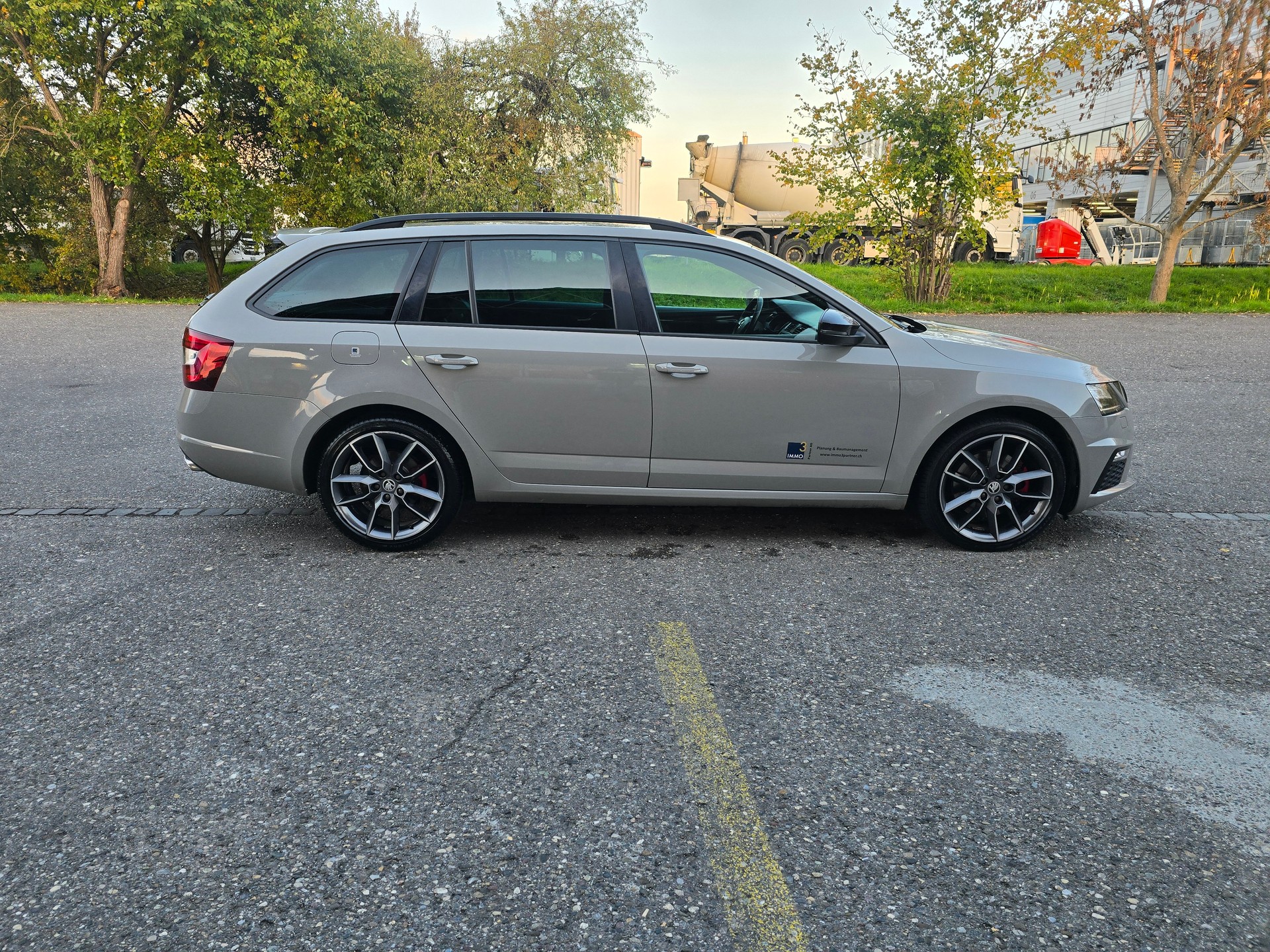 SKODA Octavia Combi 2.0 TDI RS 4x4 DSG-image-7
