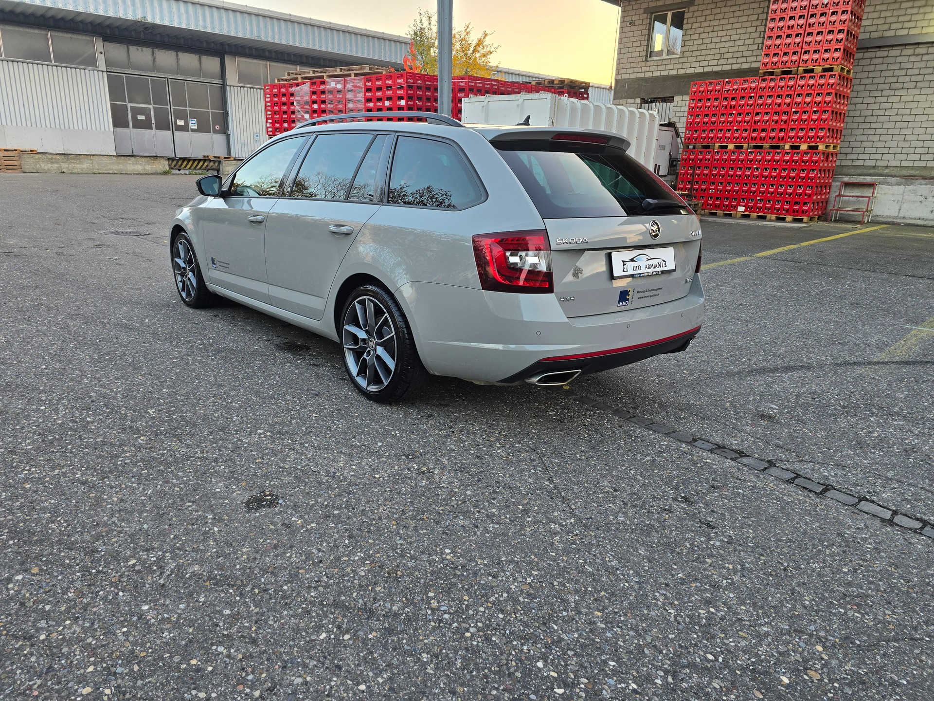 SKODA Octavia Combi 2.0 TDI RS 4x4 DSG-image-5