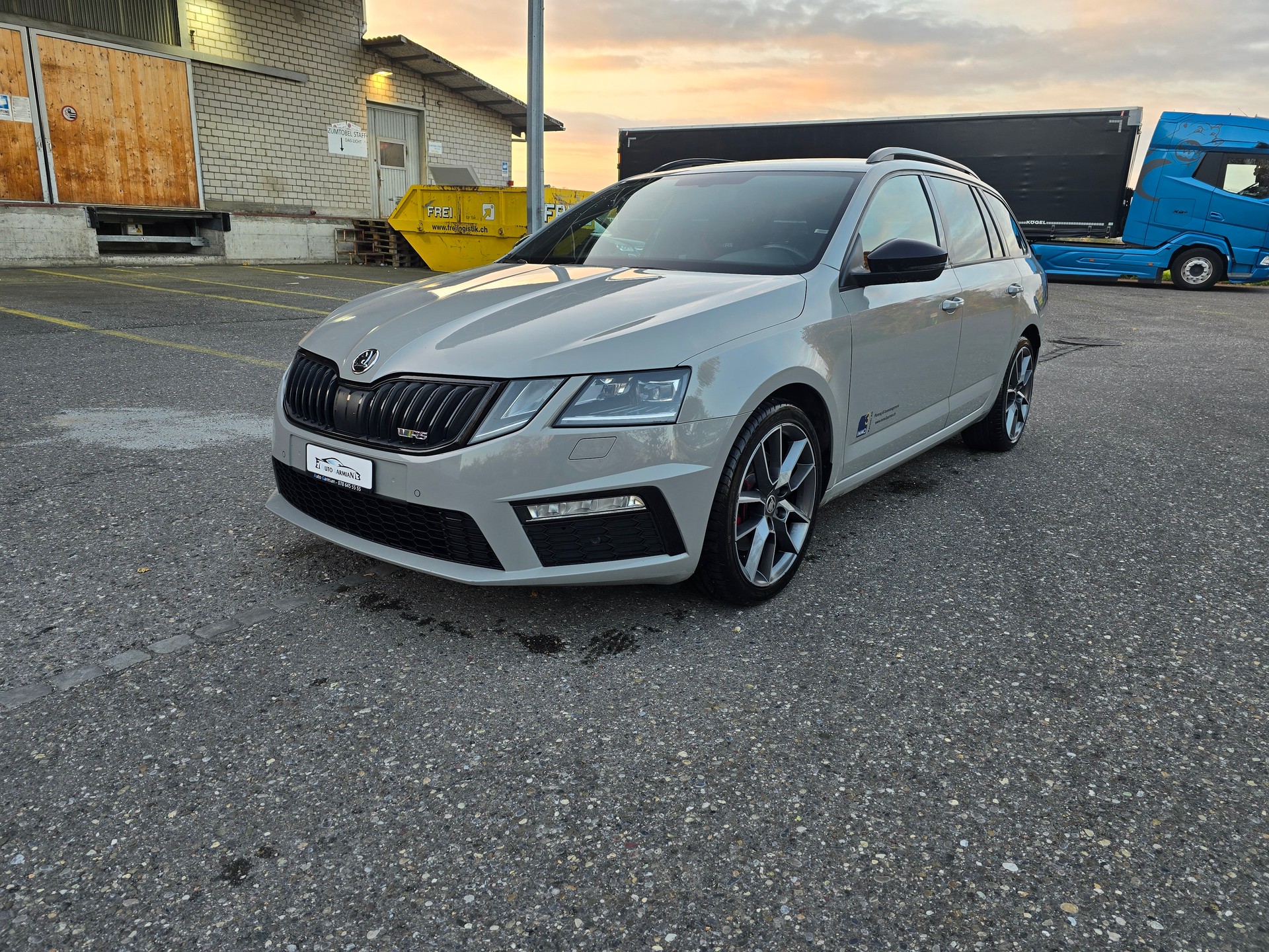SKODA Octavia Combi 2.0 TDI RS 4x4 DSG-image-1