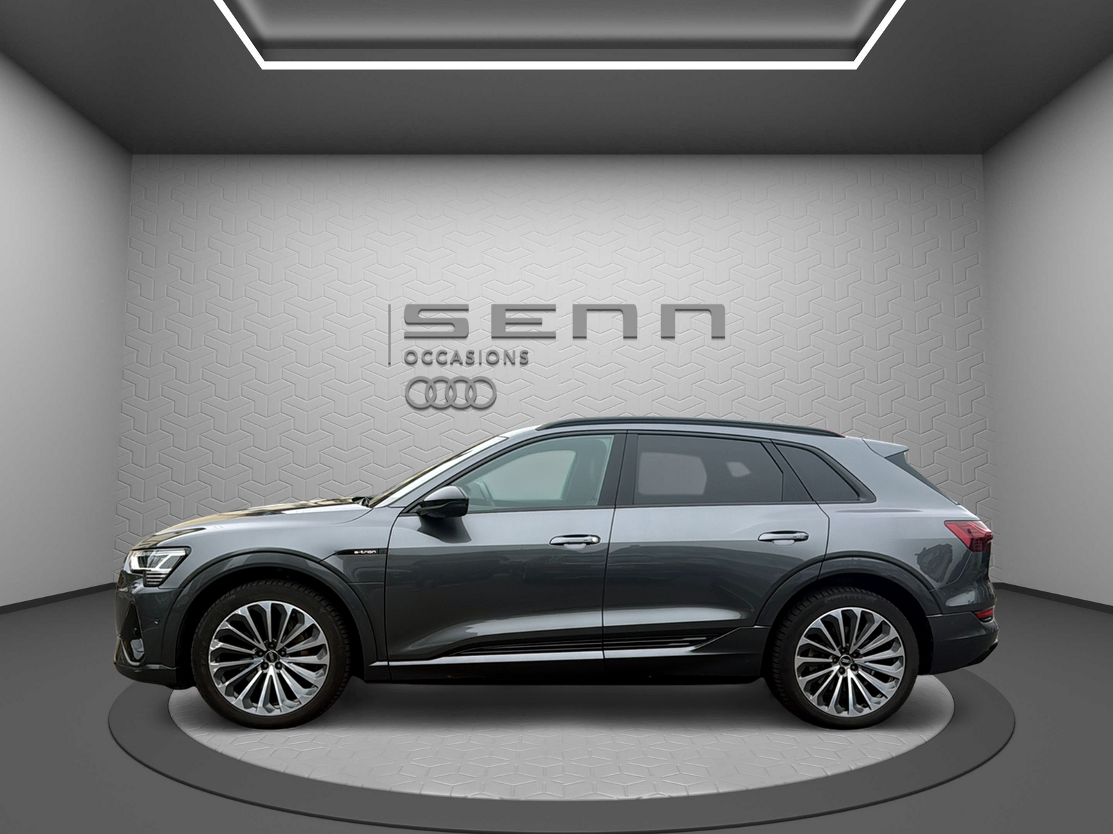 AUDI e-tron 55 S Line Black Edition quattro-image-2