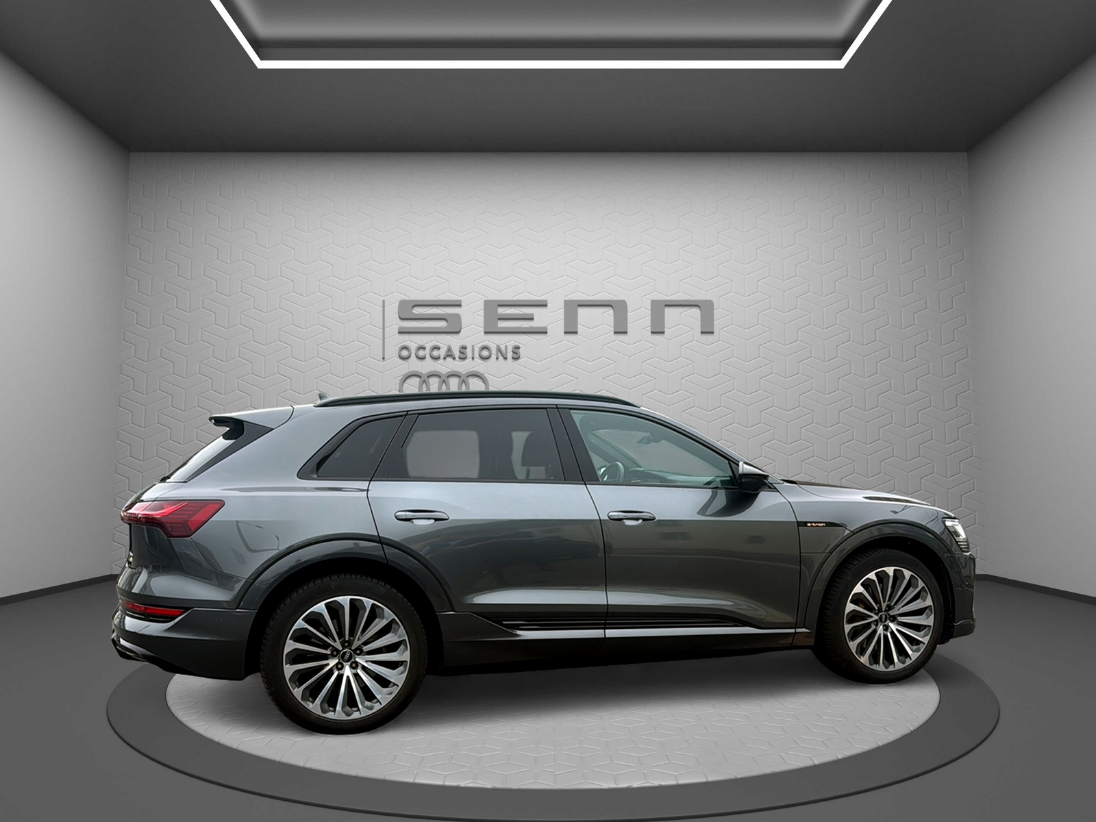 AUDI e-tron 55 S Line Black Edition quattro-image-6