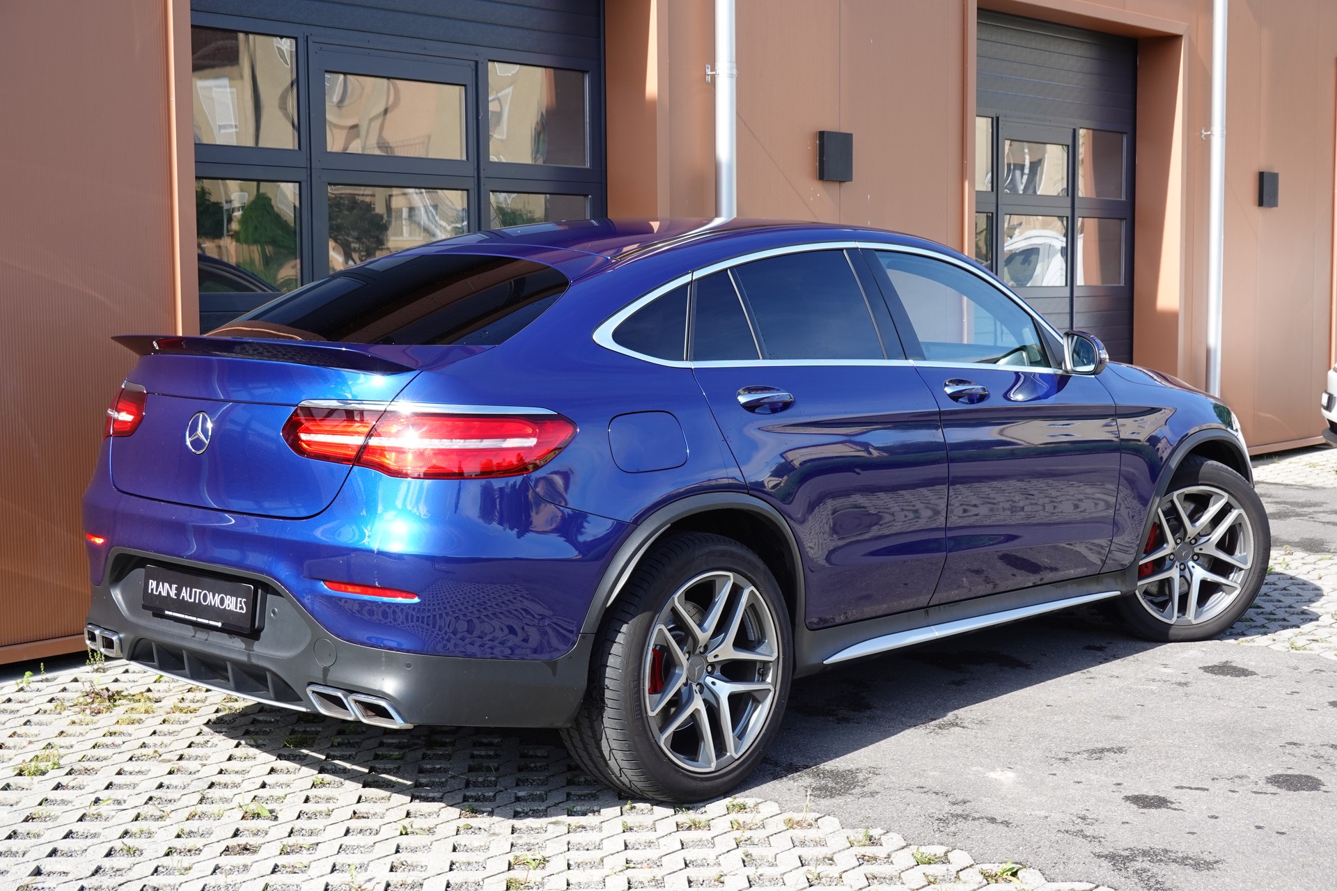 MERCEDES-BENZ GLC Coupé 63 S AMG Edition 1 4Matic+ 9G-Tronic - "Toit Ouvrant * Pack Mémoire * Tempomat Adapt. * Sièges Elect. Chauffant"-image-6