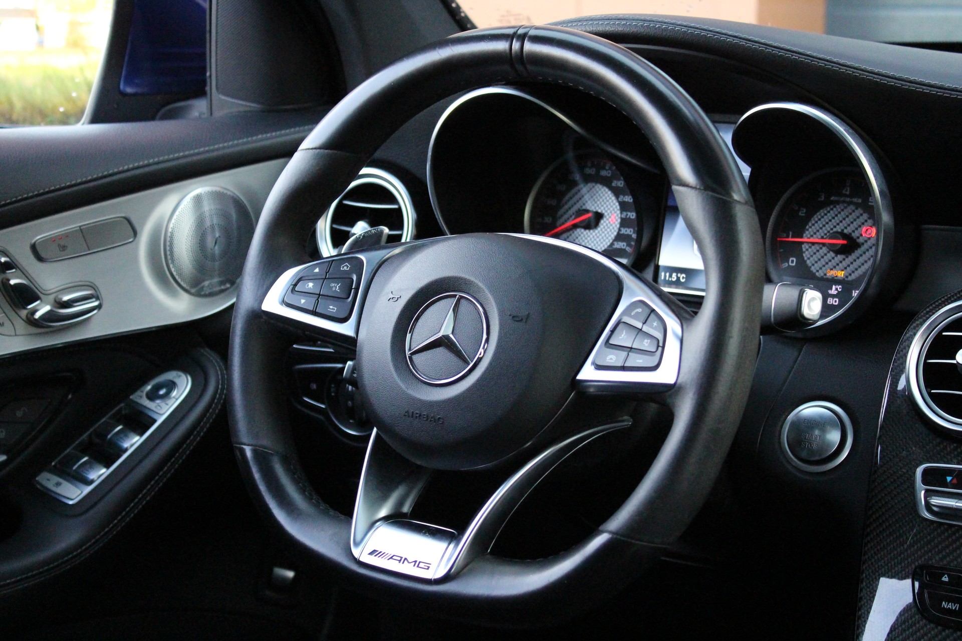 MERCEDES-BENZ GLC Coupé 63 S AMG Edition 1 4Matic+ 9G-Tronic - "Toit Ouvrant * Pack Mémoire * Tempomat Adapt. * Sièges Elect. Chauffant"-image-11