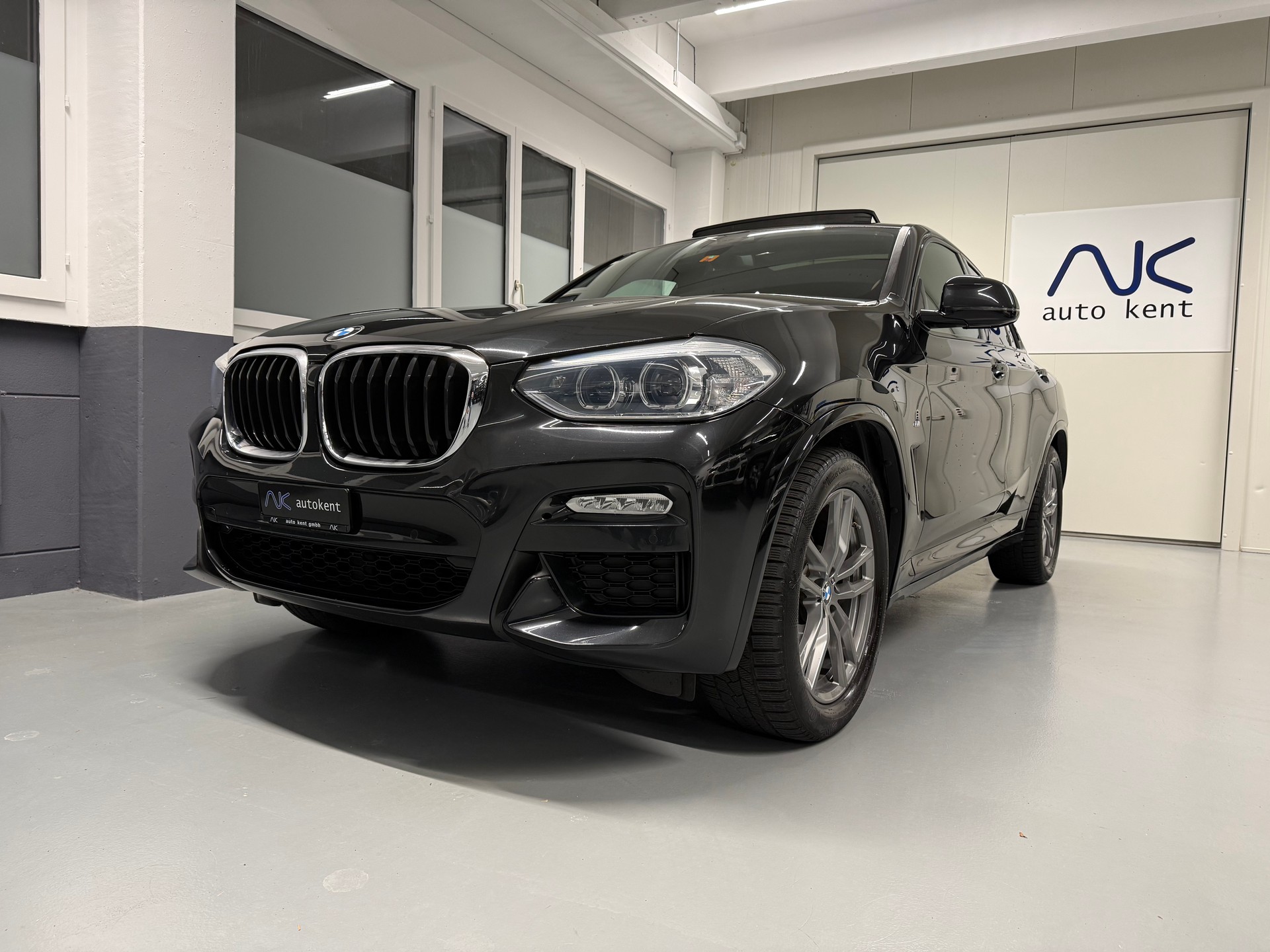 BMW X4 xDrive 20d M Sport Steptronic-image-0
