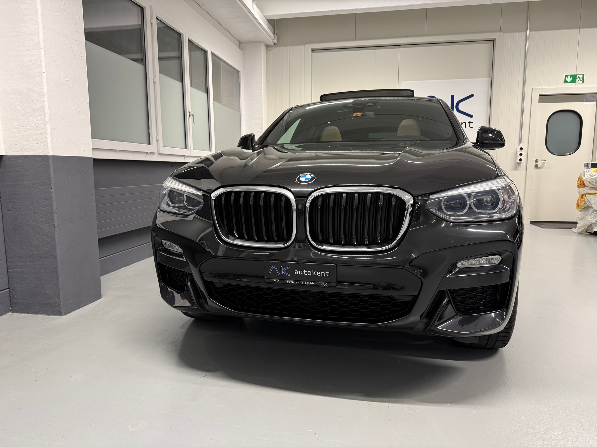 BMW X4 xDrive 20d M Sport Steptronic-image-1