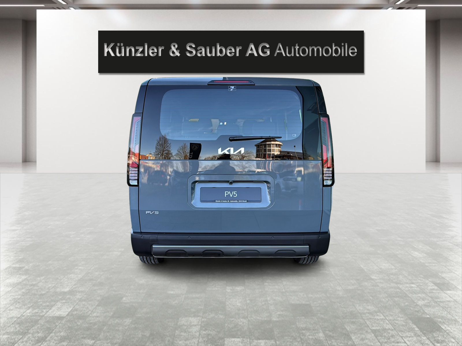 KIA PV5 71.2 kWh Plus-image-18