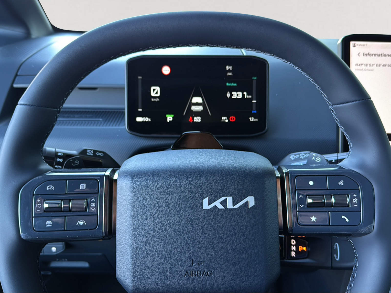 KIA PV5 71.2 kWh Plus-image-15