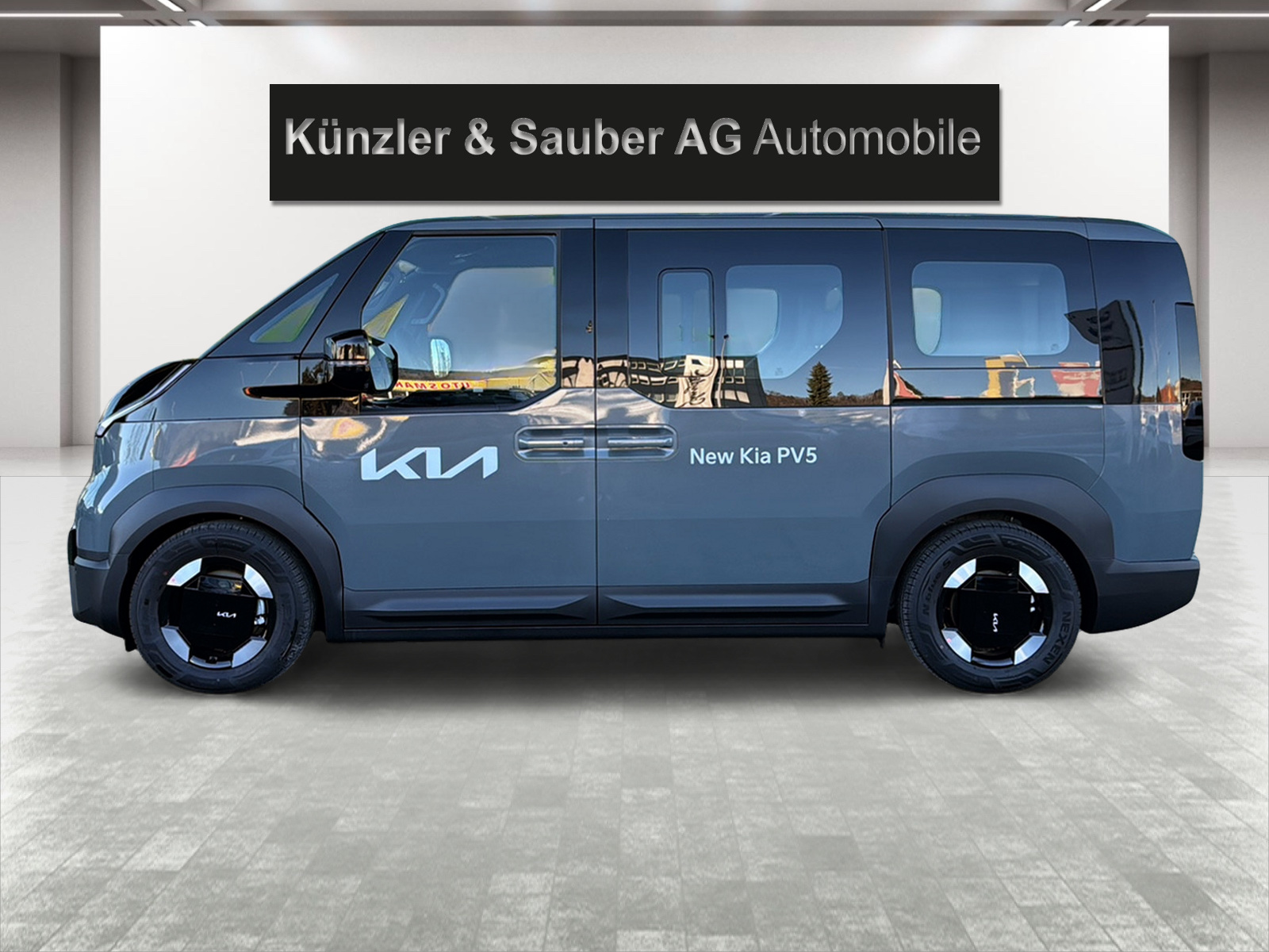 KIA PV5 71.2 kWh Plus-image-1