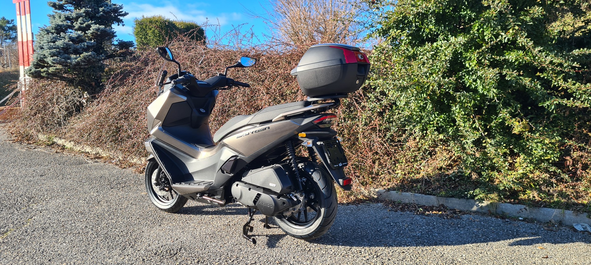 KYMCO SKY TOWN-image-5