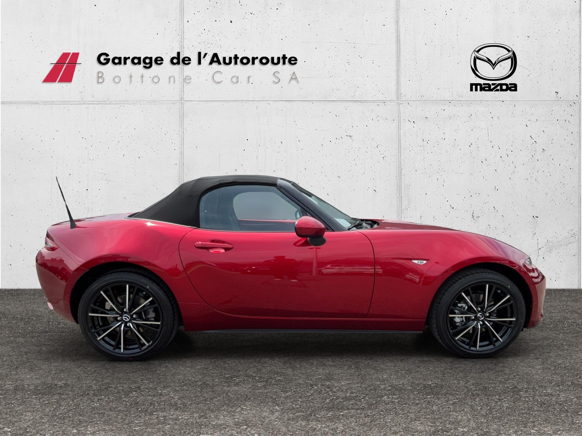 MAZDA MX-5 1.5 Exclusive-Line-image-5