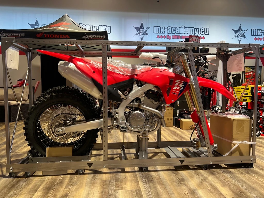 HONDA ** CRF250R ** **2026** Neufahrzeug in Kiste
