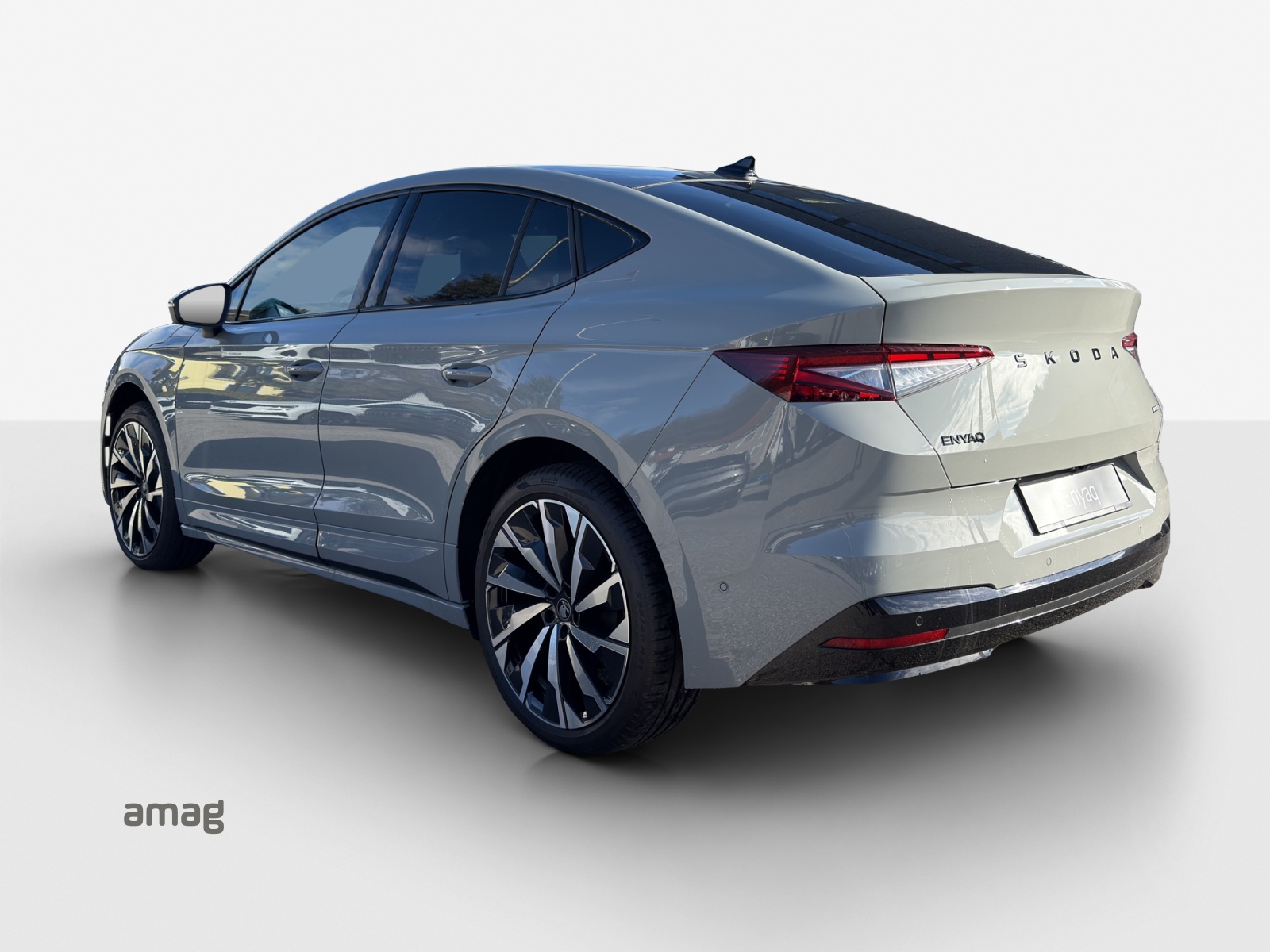 SKODA Enyaq Coupé Sportline 4x4-image-2