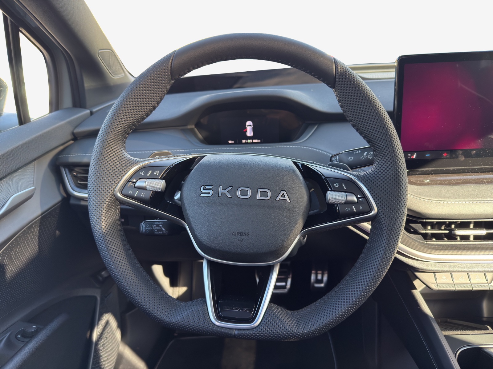 SKODA Enyaq Coupé Sportline 4x4-image-9