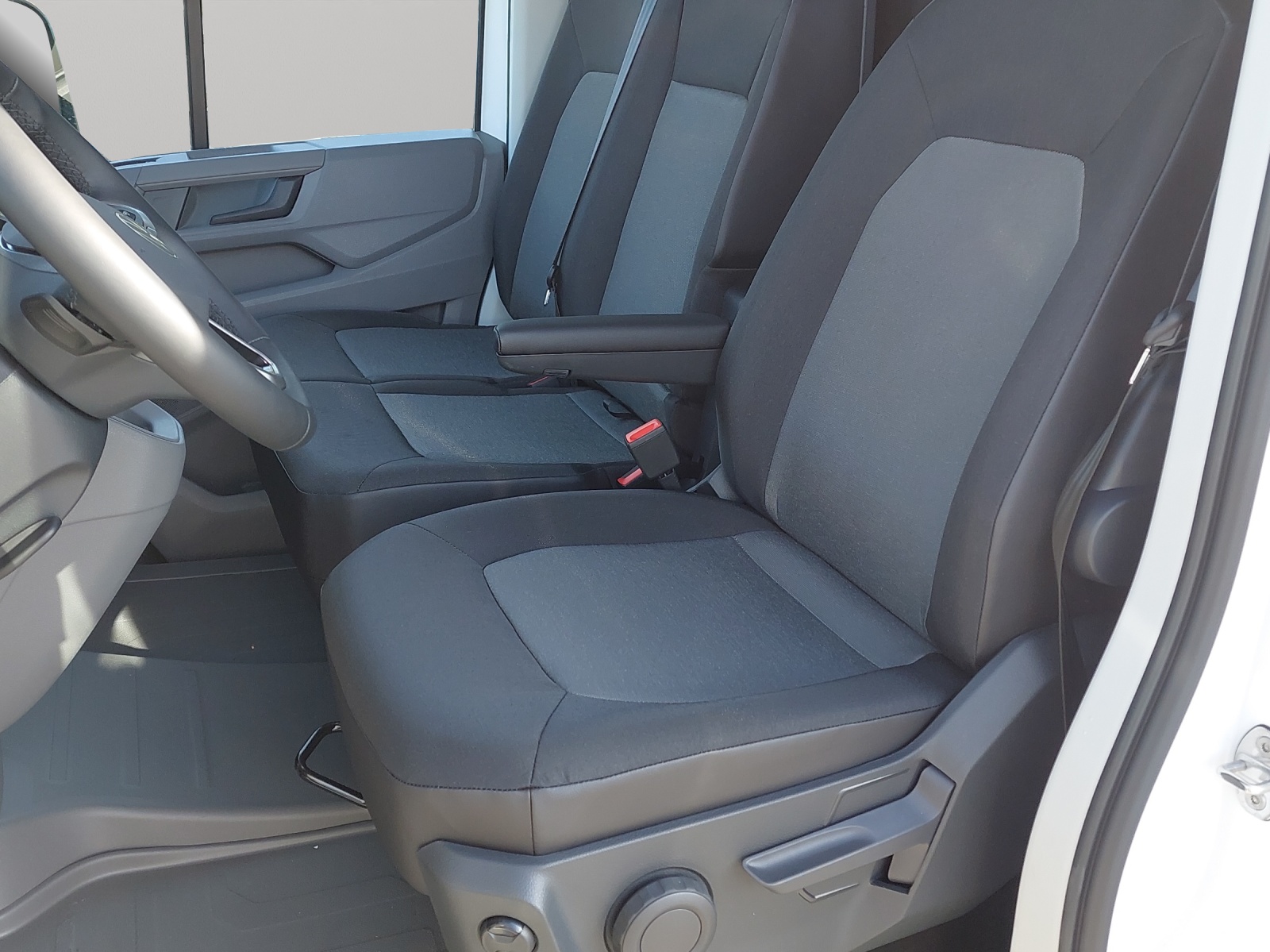 VW Crafter 35 2.0 BiTDI L3 4Motion A-image-5