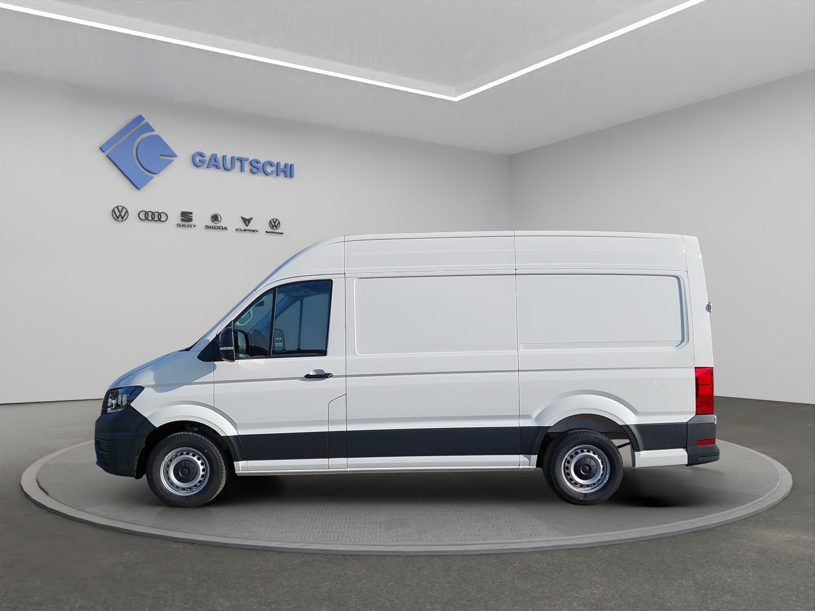 VW Crafter Kastenwagen 4 Motion-image-1