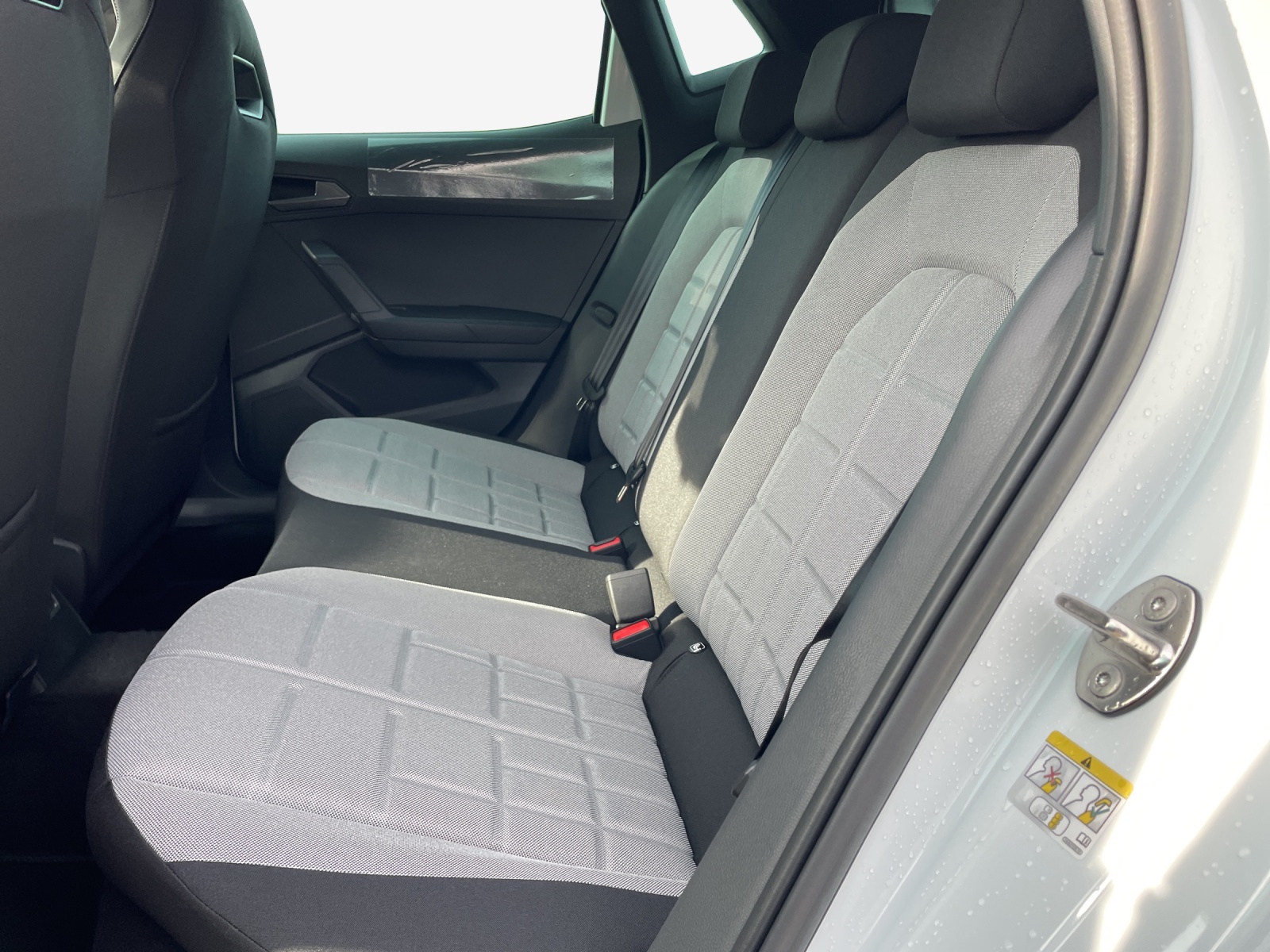 SEAT Ibiza 1.5 EcoTSI FR DSG-image-11