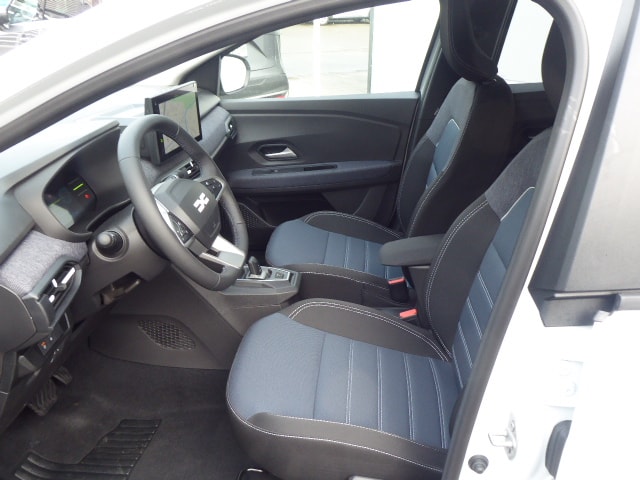 DACIA Jogger HEV 155 Journey-image-5