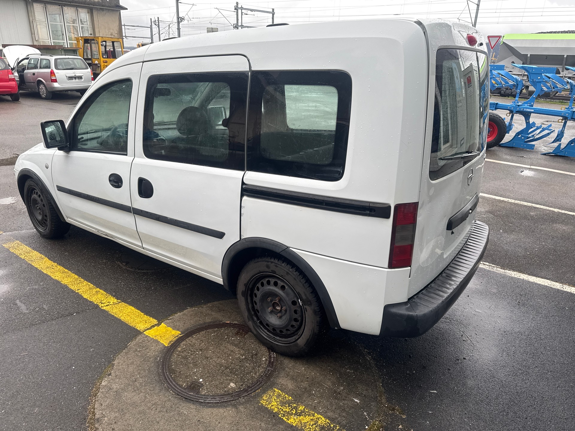 OPEL Combo 1.7 CDTi Enjoy-image-2