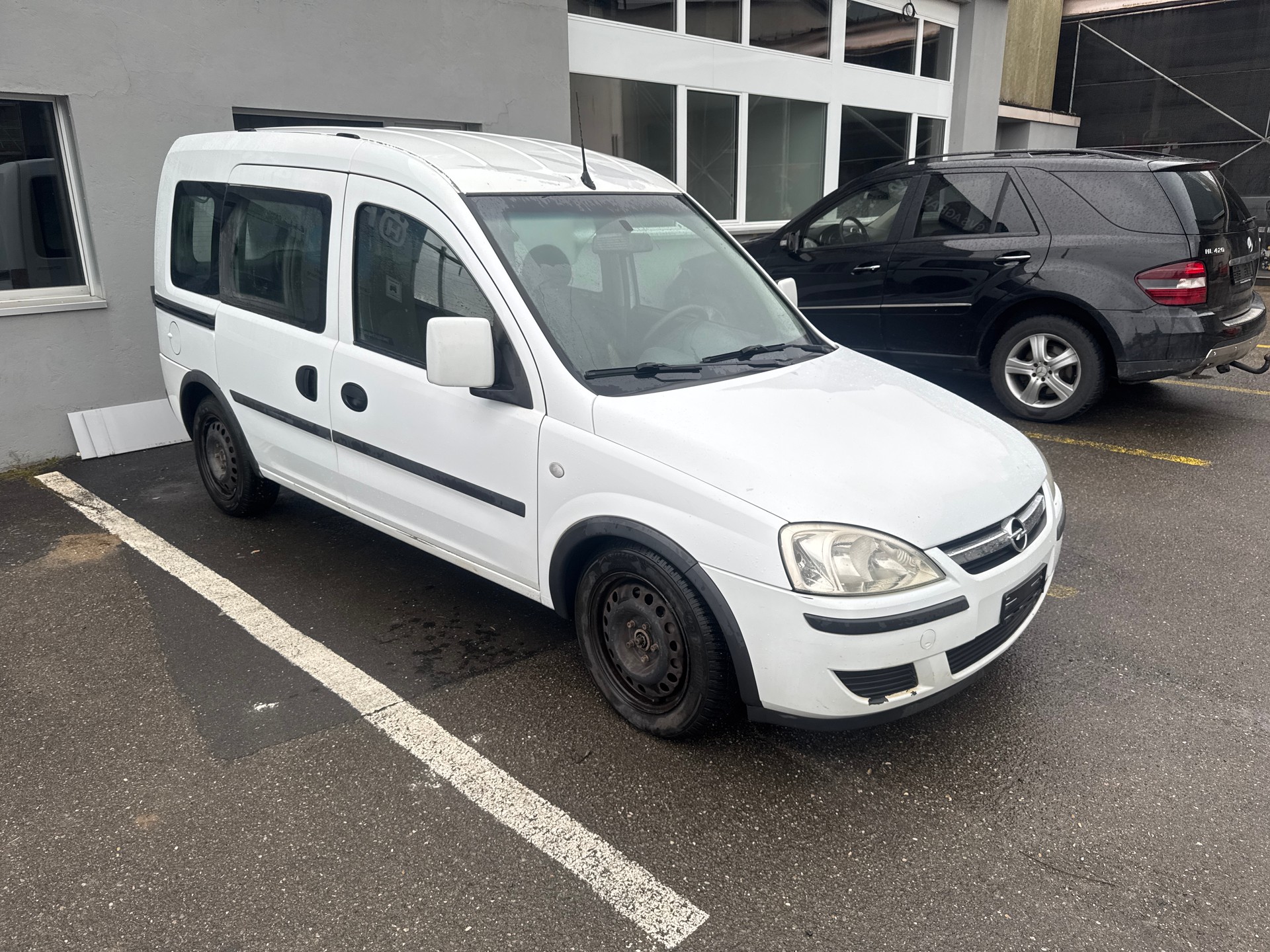 OPEL Combo 1.7 CDTi Enjoy-image-1