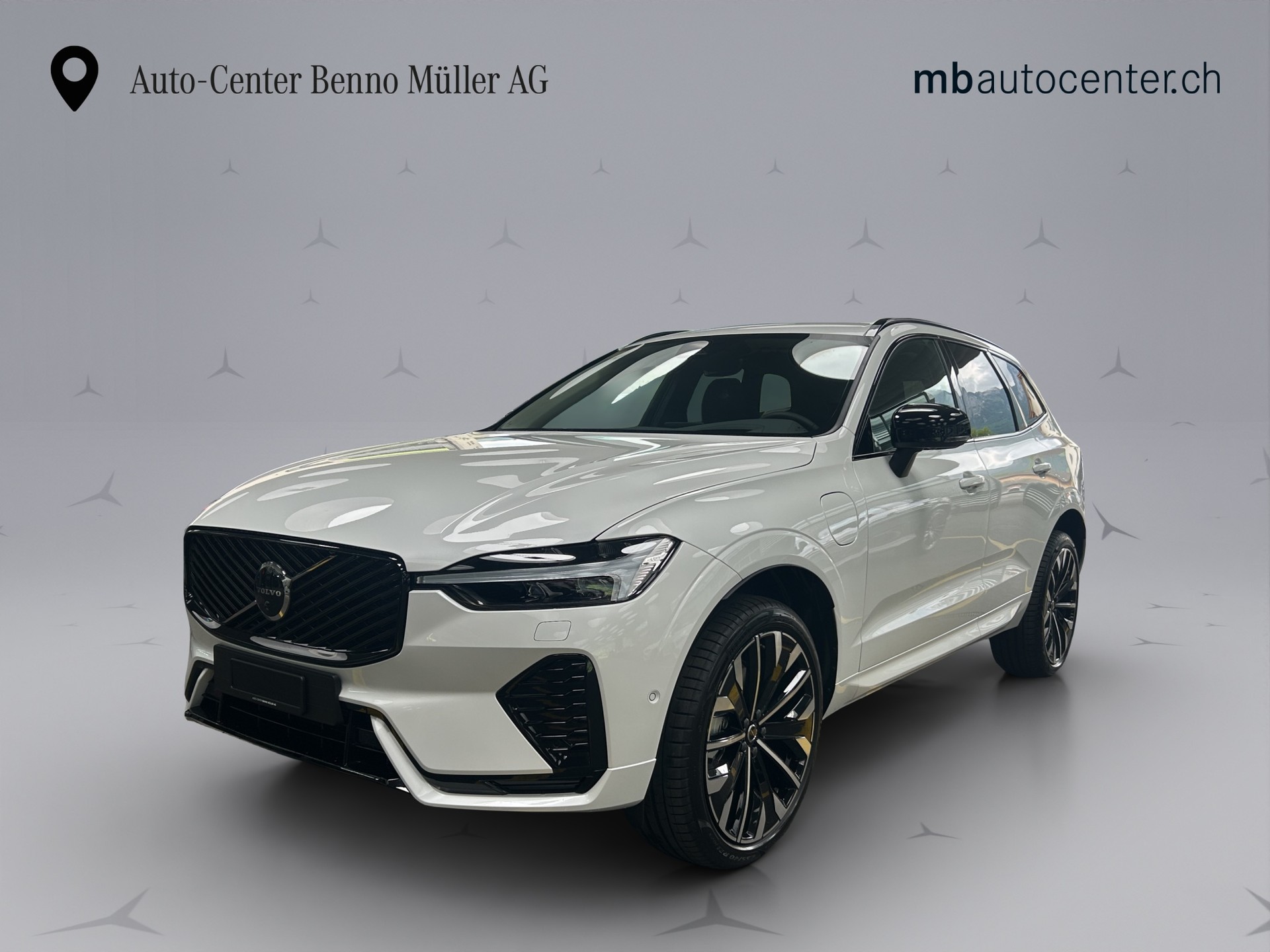 VOLVO XC60 2.0 T8 TE Ultra Dark eAWD-image-0
