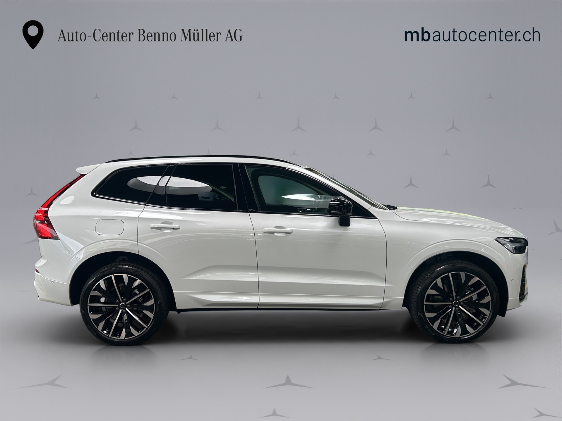 VOLVO XC60 2.0 T8 TE Ultra Dark eAWD-image-5