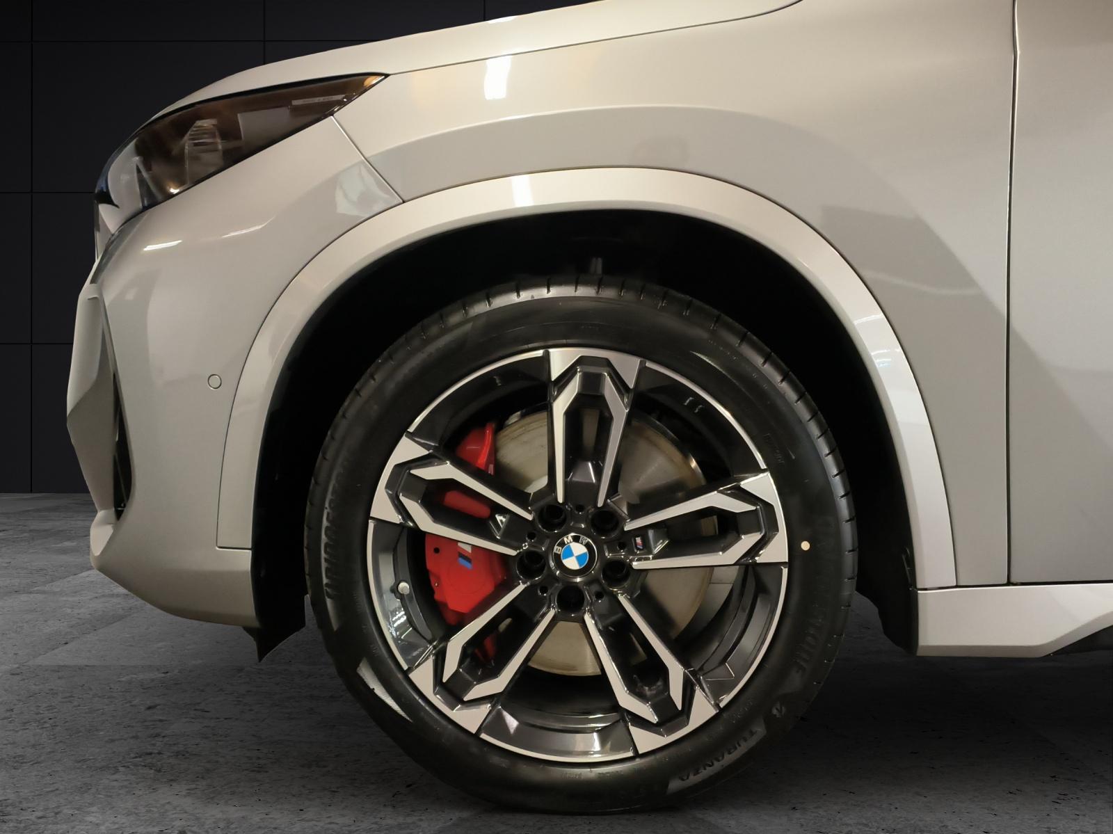 BMW X1 23d xDrive paddles-image-8