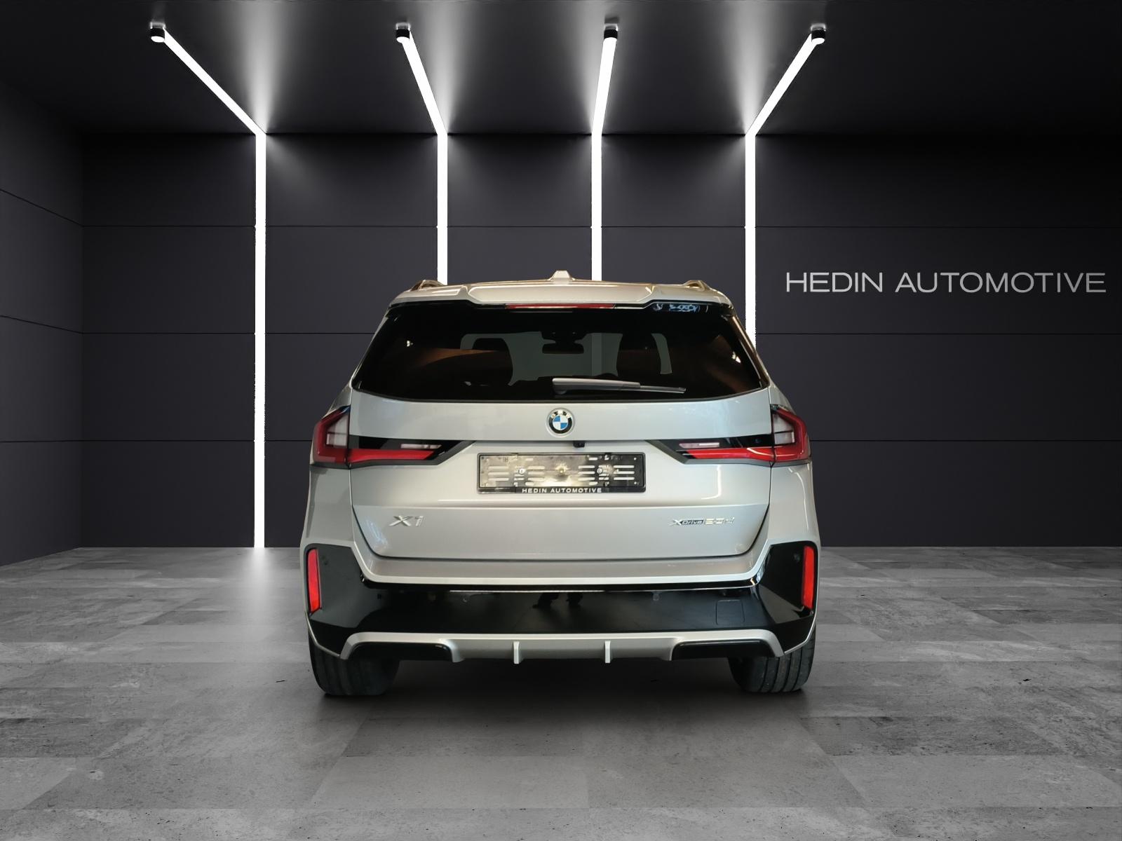 BMW X1 23d xDrive paddles-image-3
