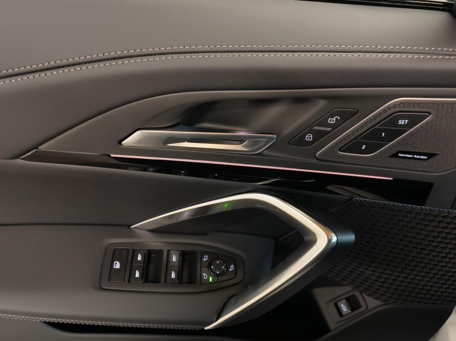 BMW X1 23d xDrive paddles-image-10
