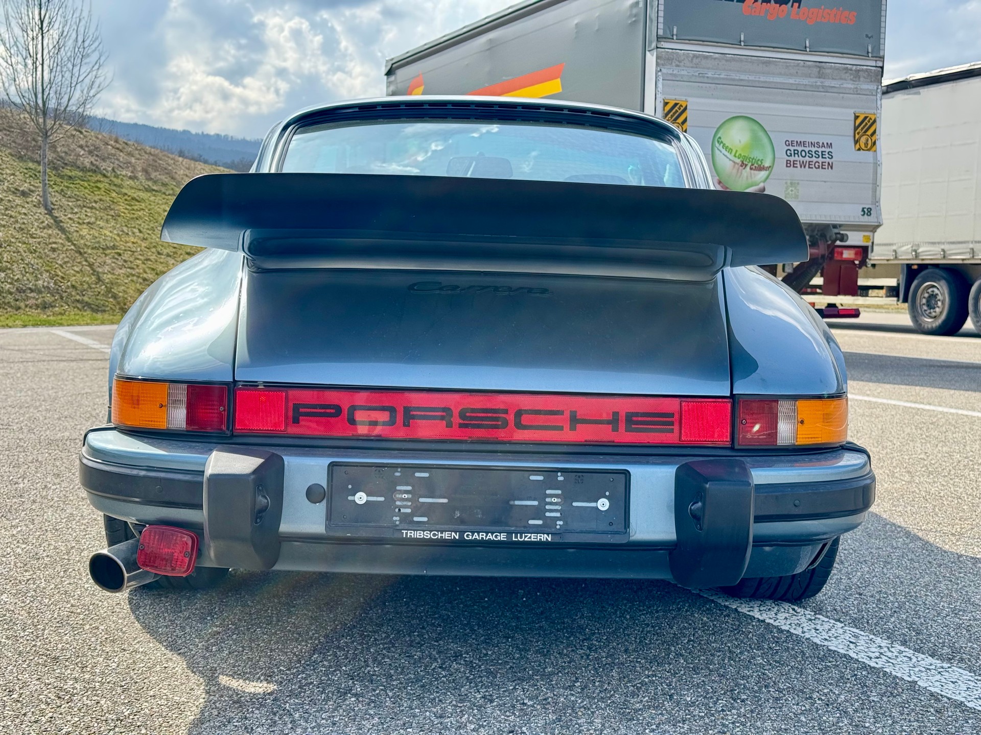 PORSCHE 911 Carrera-image-4