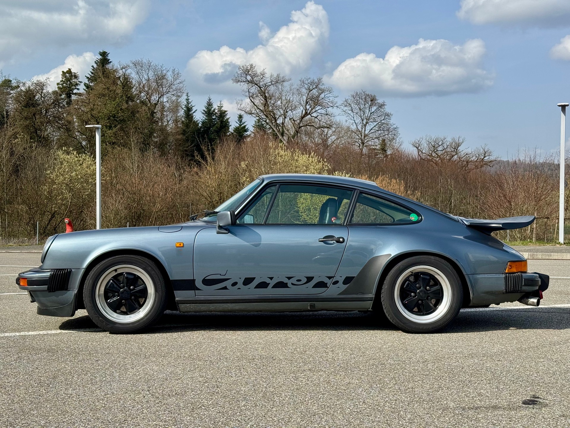 PORSCHE 911 Carrera-image-2