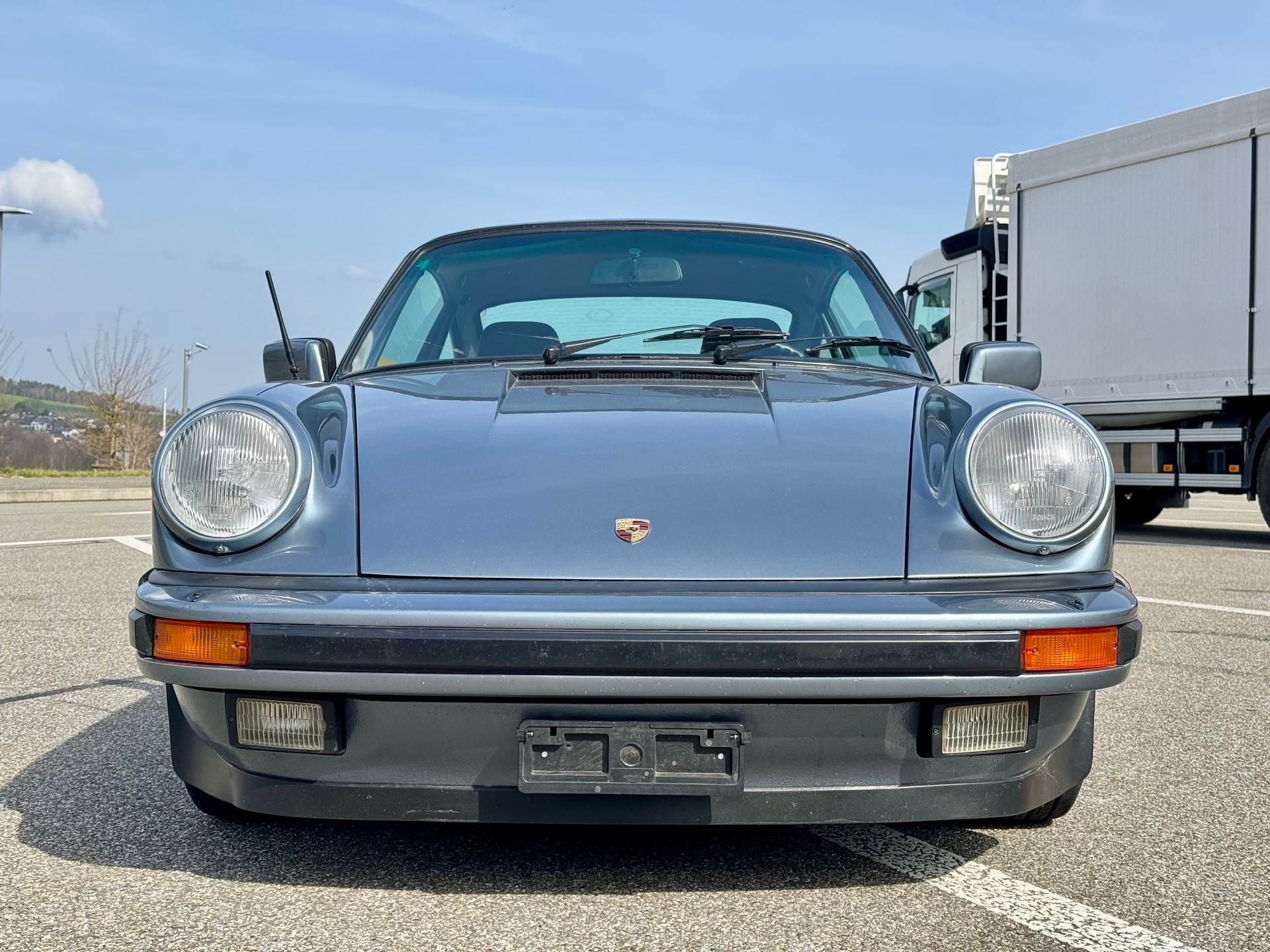 PORSCHE 911 Carrera-image-1