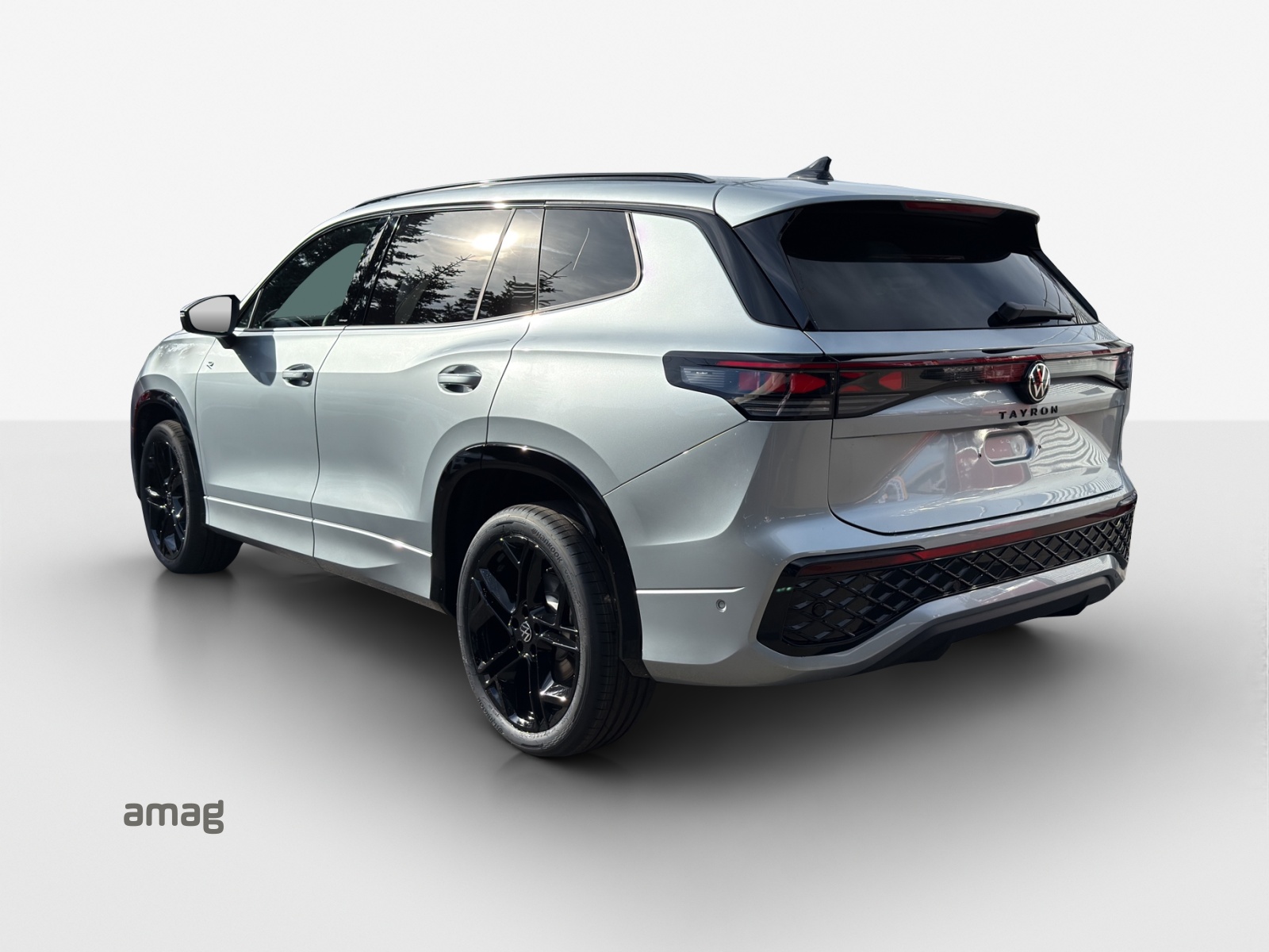 VW Tayron 2.0 TSI R-Line DSG 4Motion-image-2