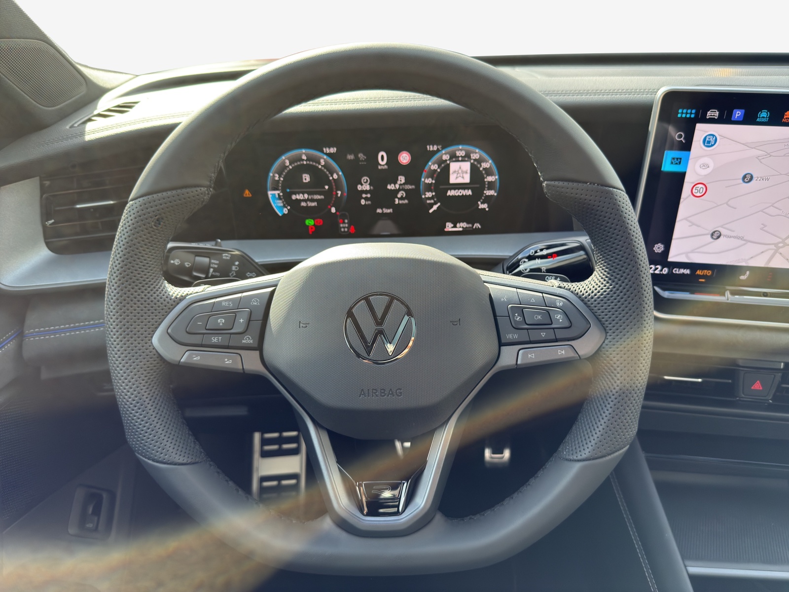 VW Tayron 2.0 TSI R-Line DSG 4Motion-image-9