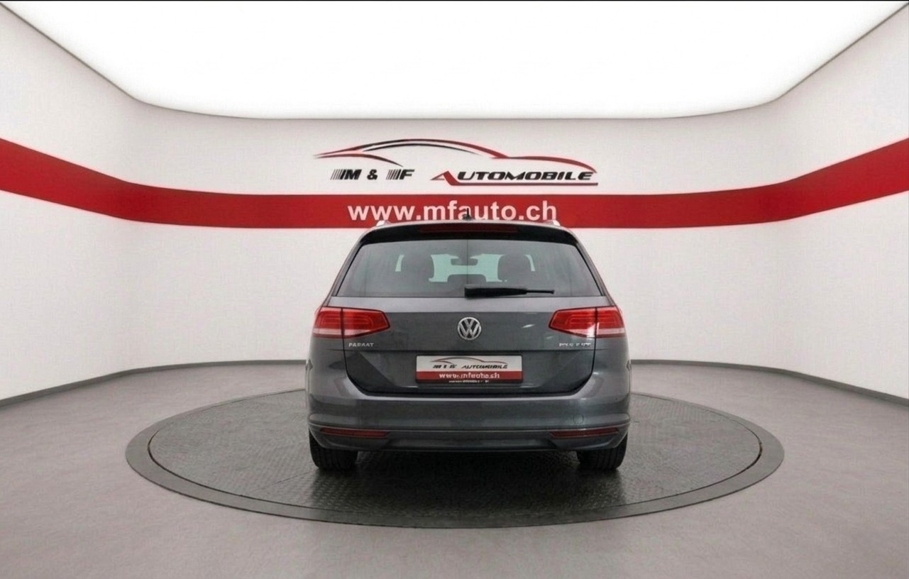 VW Passat Variant 2.0 TDI 150 Comfortline DSG-image-4