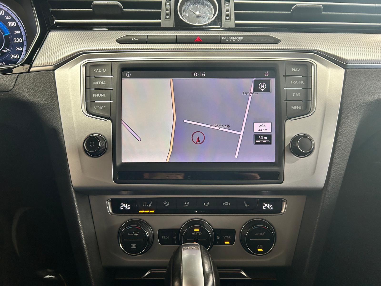 VW Passat Variant 2.0 TDI 150 Comfortline DSG-image-14