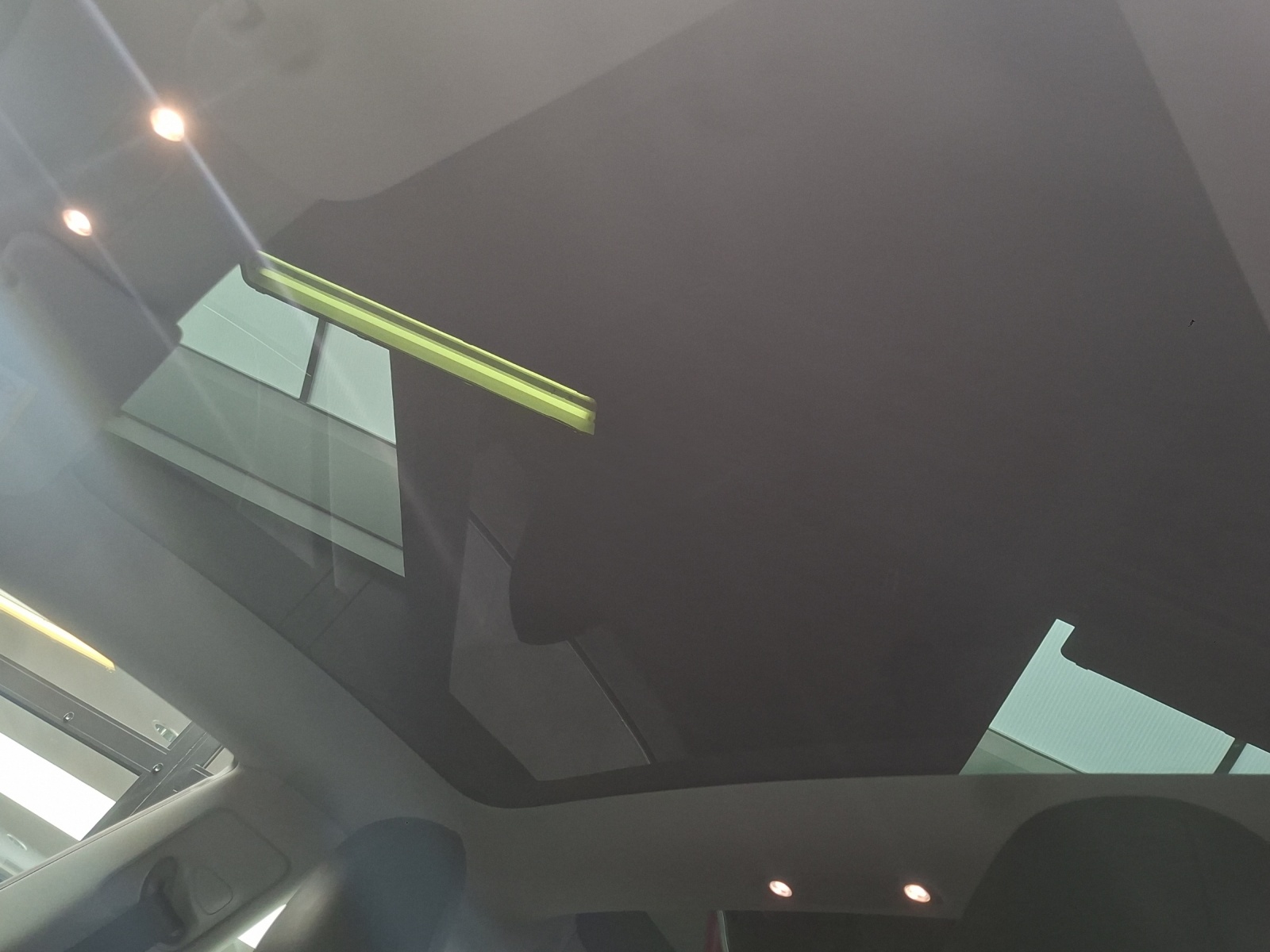 TESLA Model 3 RWD-image-9