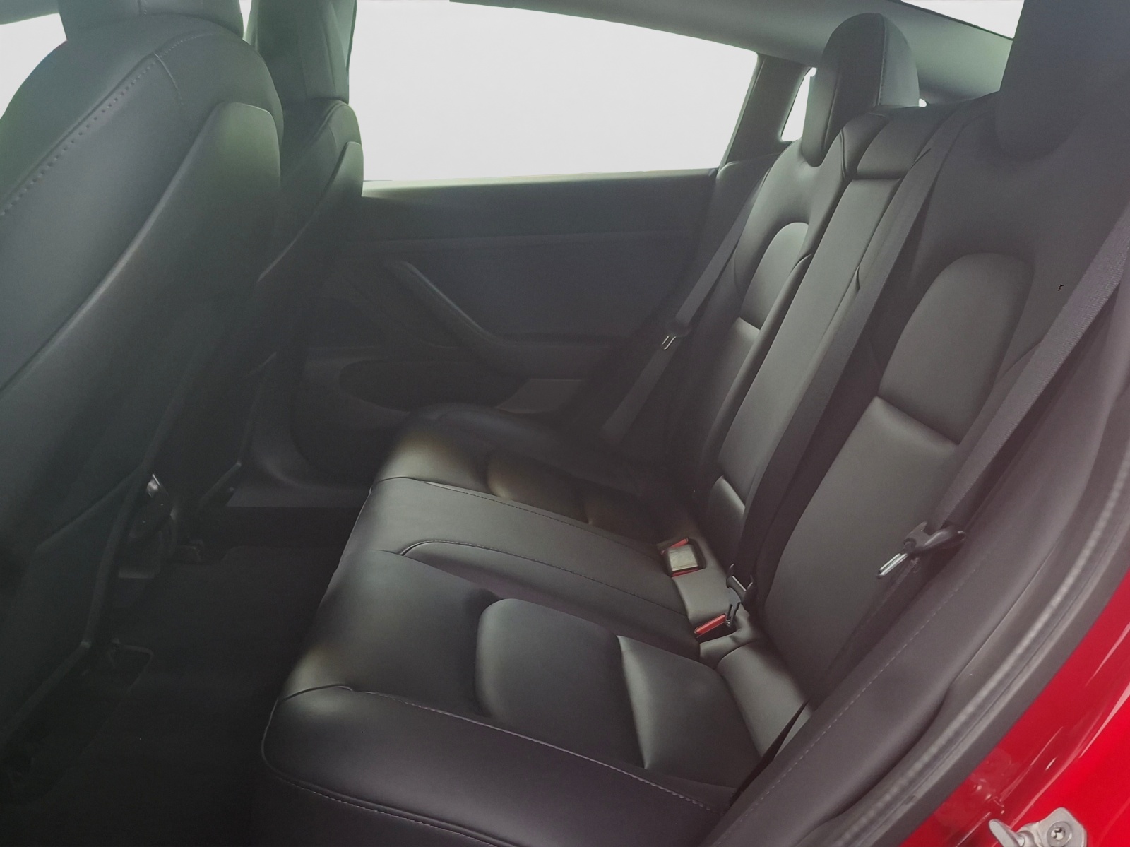 TESLA Model 3 RWD-image-10