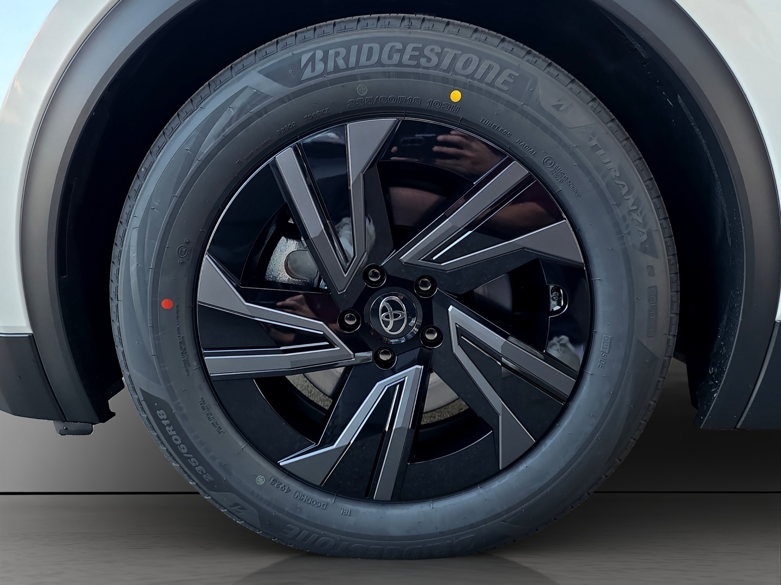 TOYOTA C-HR+ Style AWD-image-14