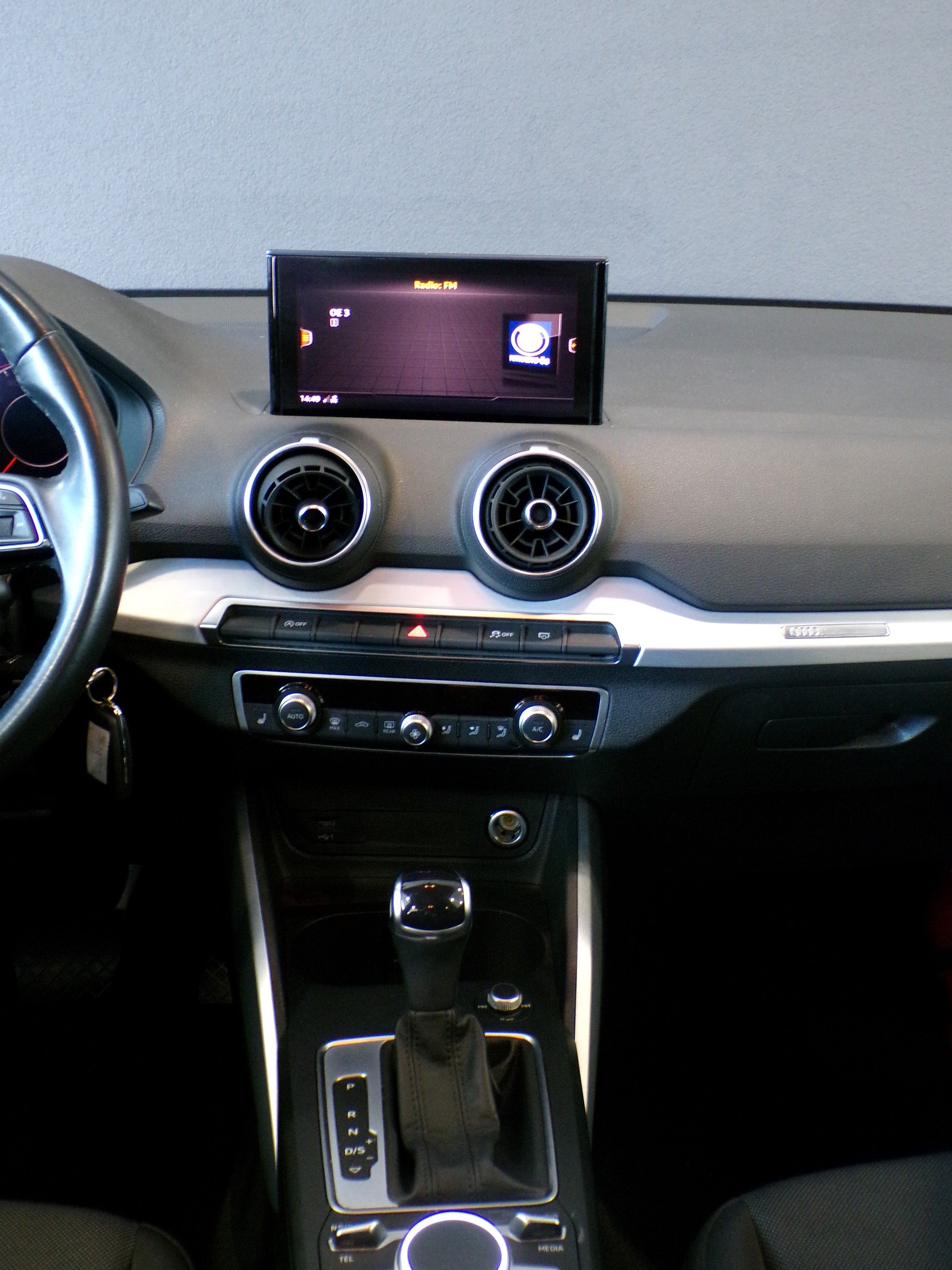 AUDI Q2 35 TFSI S-tronic-image-12
