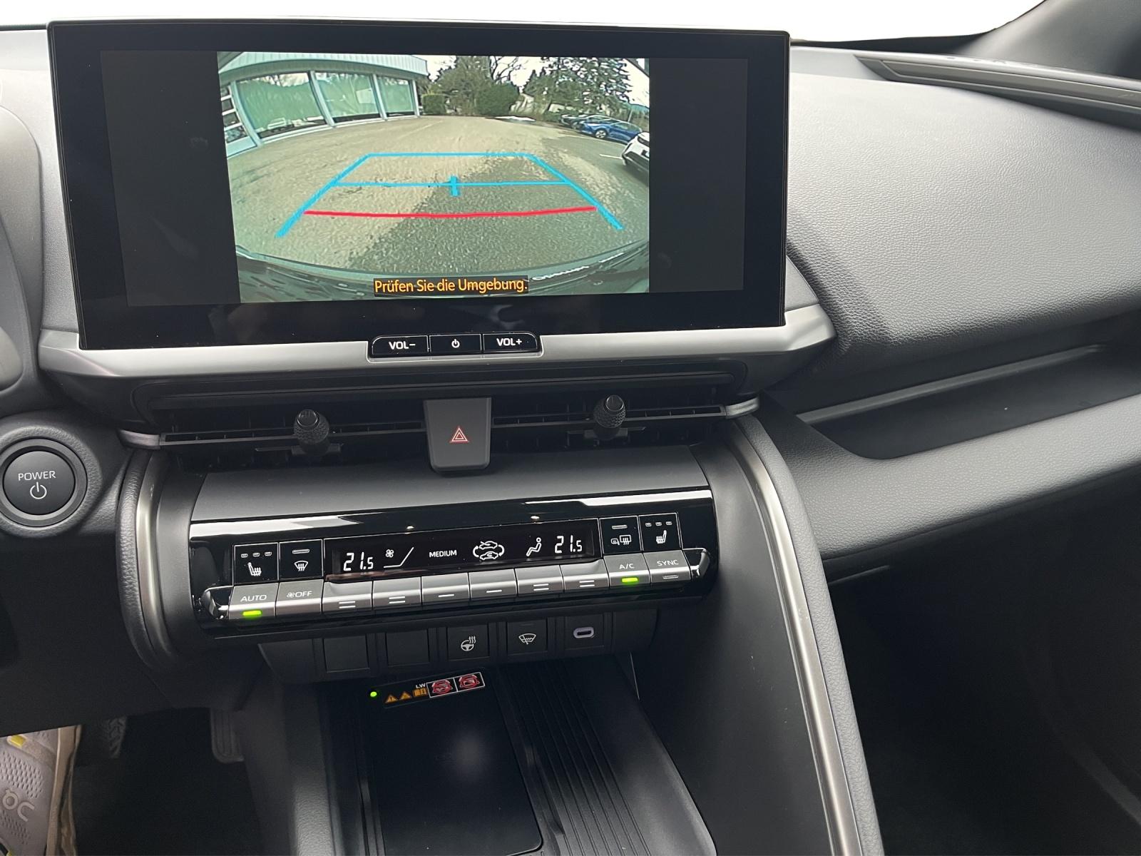 TOYOTA C-HR 2.0 HEV Swiss Edition 4x4-image-8