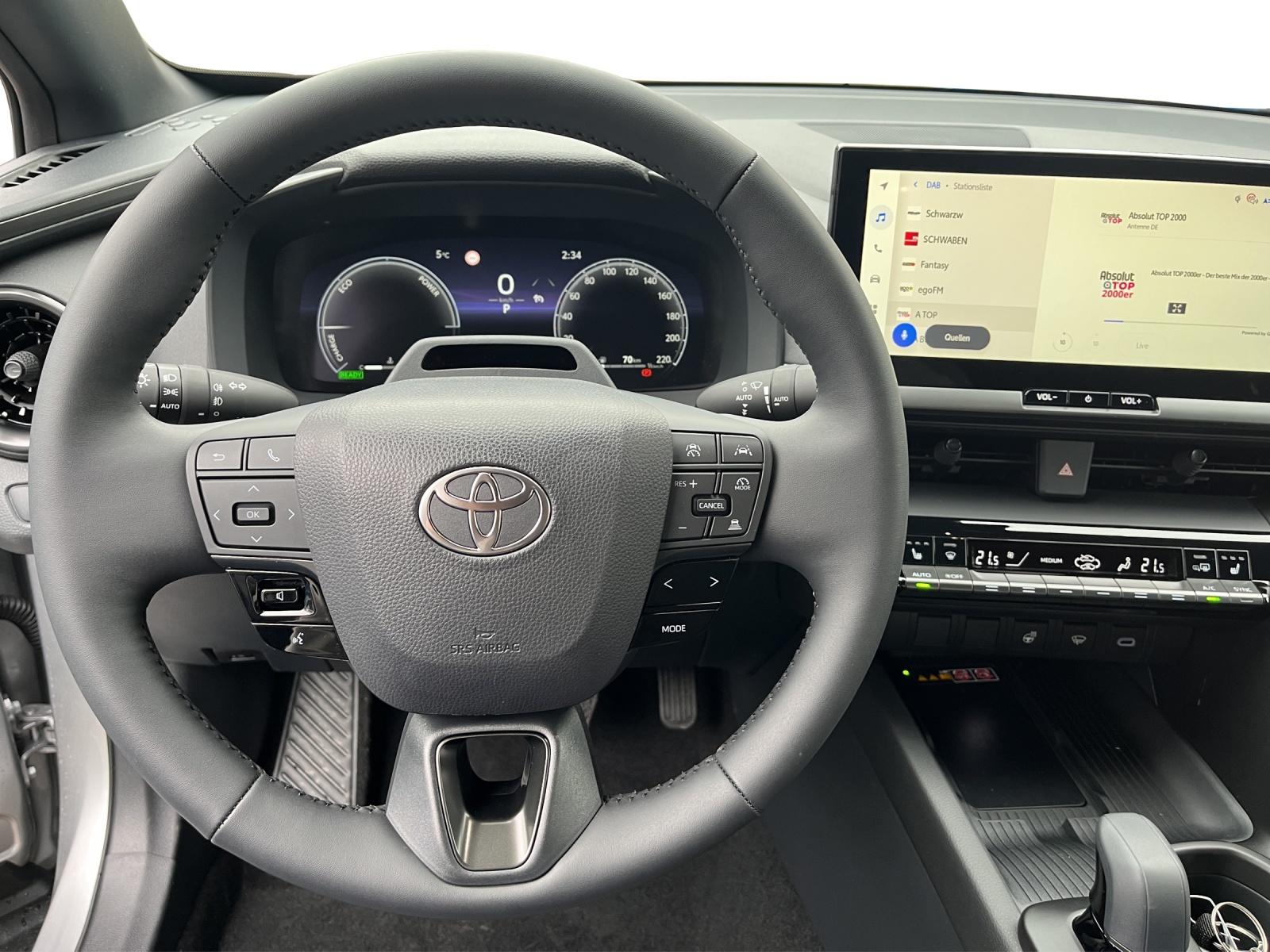 TOYOTA C-HR 2.0 HEV Swiss Edition 4x4-image-6