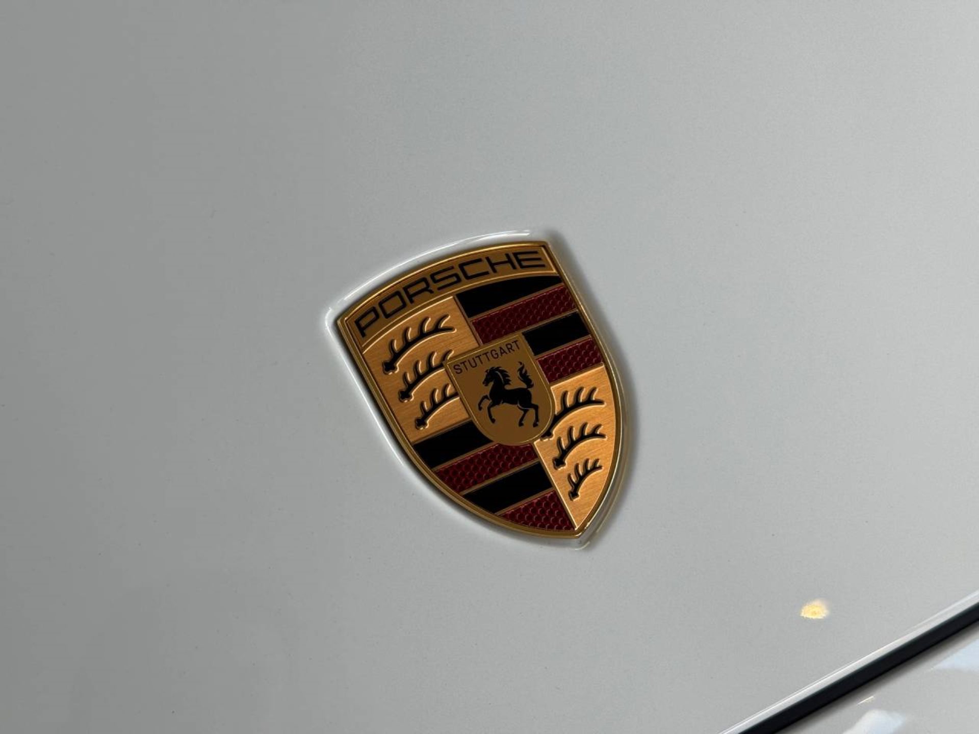 PORSCHE Cayenne Black Edition-image-30